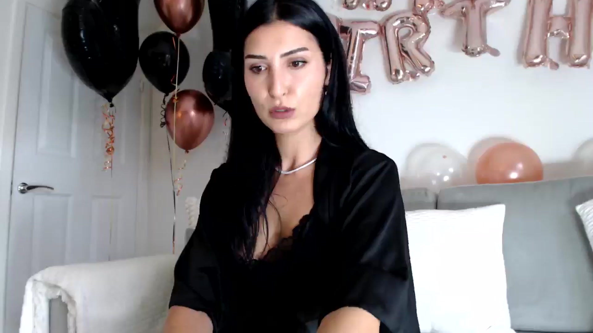 Gallery image thumbnail from LavIson's myfreecams stream on, 10/16/2024, 10:41 image 3 of 20