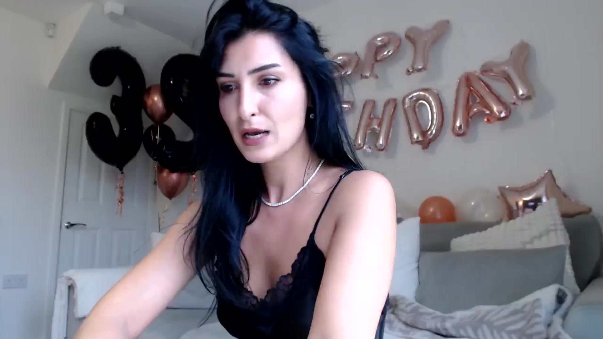 Gallery image thumbnail from LavIson's myfreecams stream on, 10/16/2024, 10:55 image 2 of 20