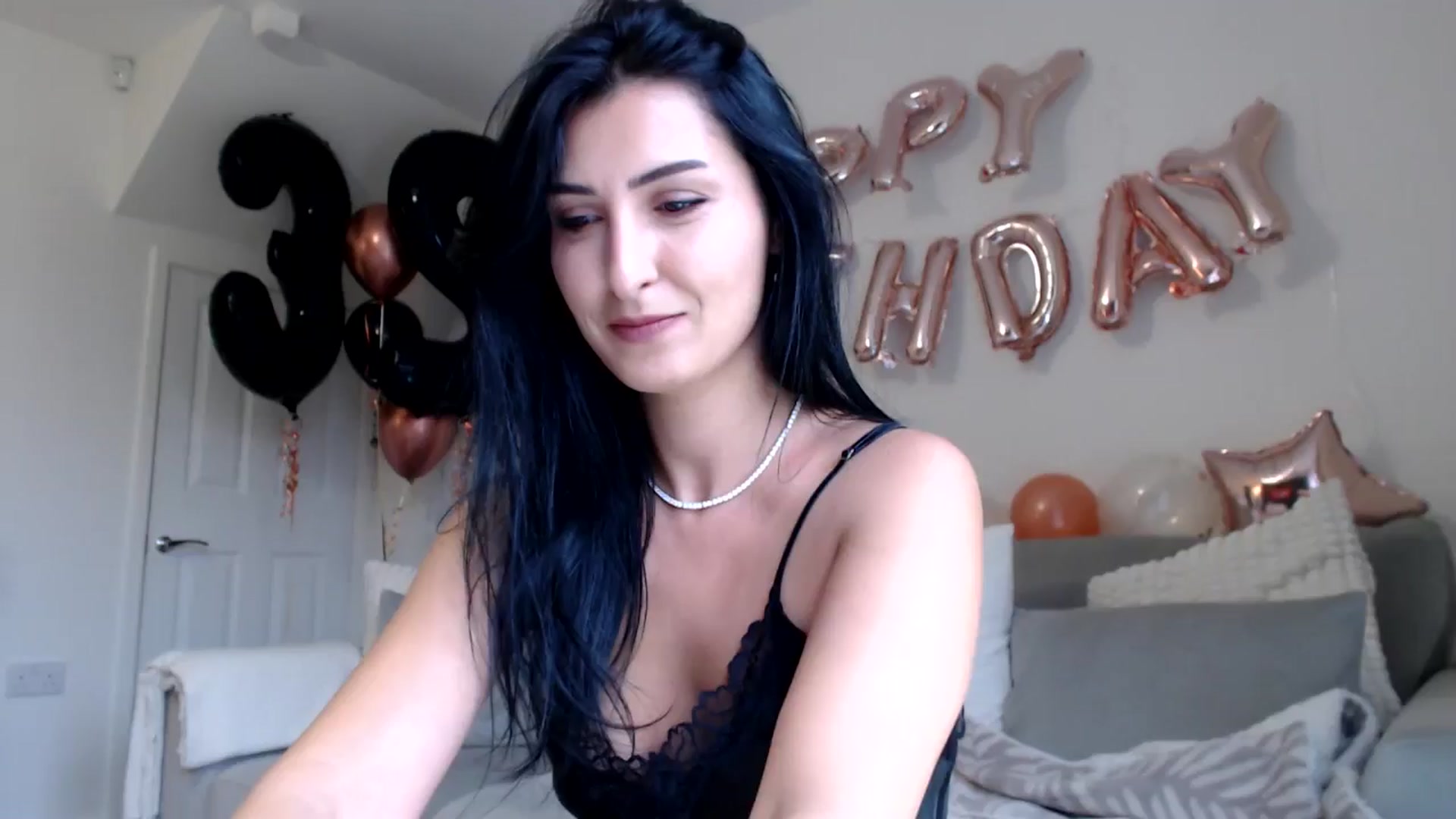 Gallery image thumbnail from LavIson's myfreecams stream on, 10/16/2024, 10:55 image 7 of 20