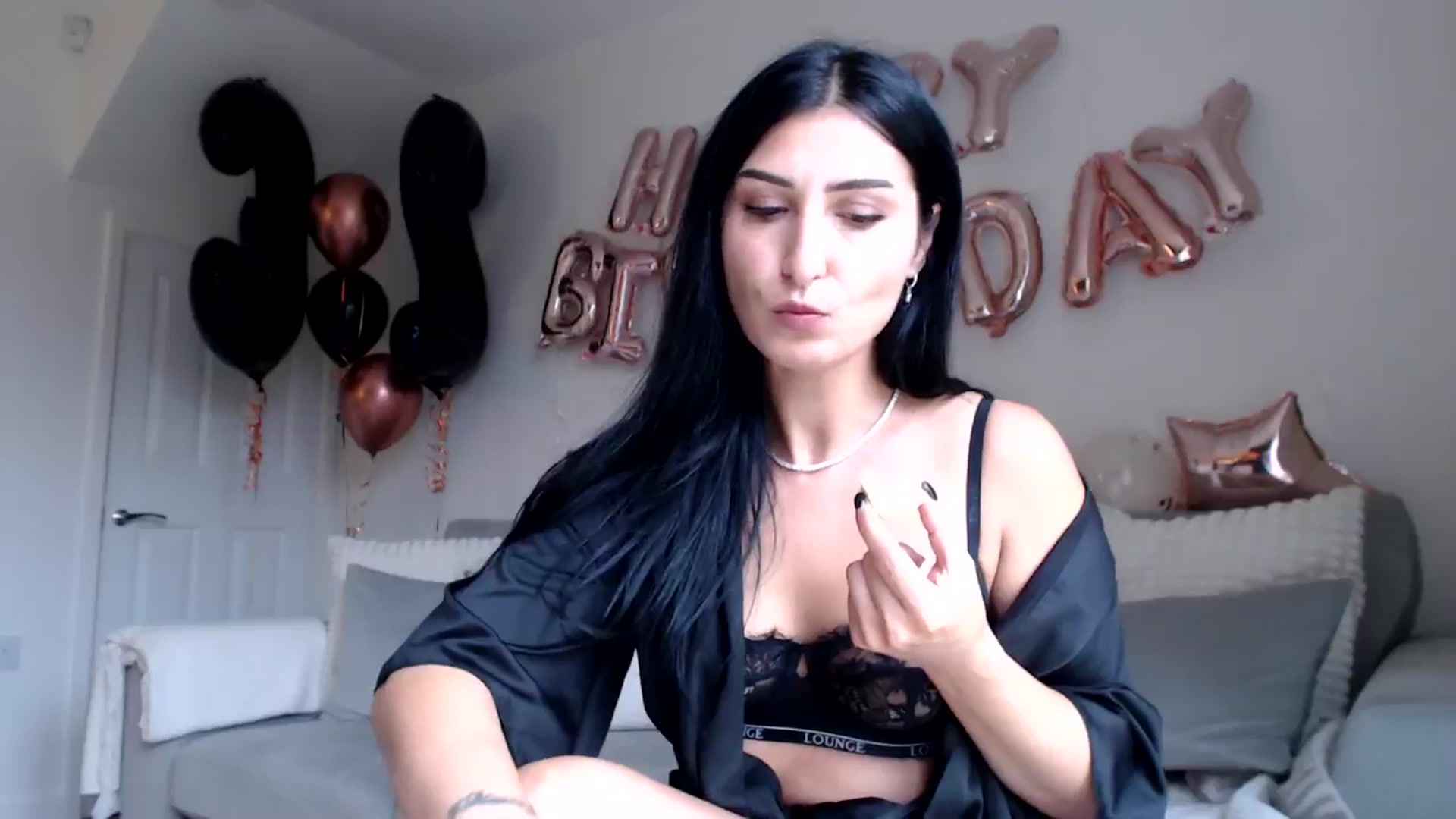 Gallery image thumbnail from LavIson's myfreecams stream on, 10/16/2024, 11:44 image 12 of 20