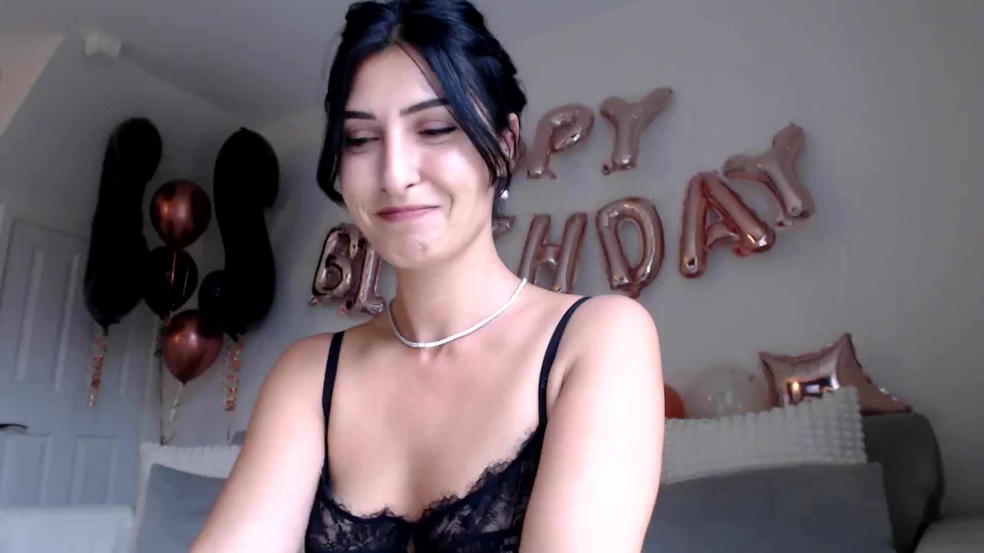 Gallery image thumbnail from LavIson's myfreecams stream on, 10/16/2024, 12:10 image 9 of 20