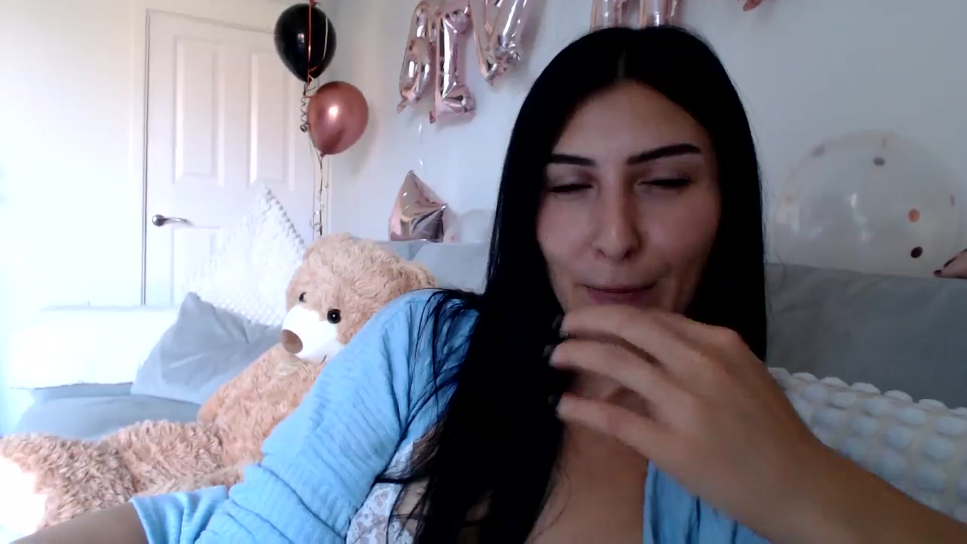 Gallery image thumbnail from LavIson's myfreecams stream on, 10/17/2024, 10:26 image 5 of 20