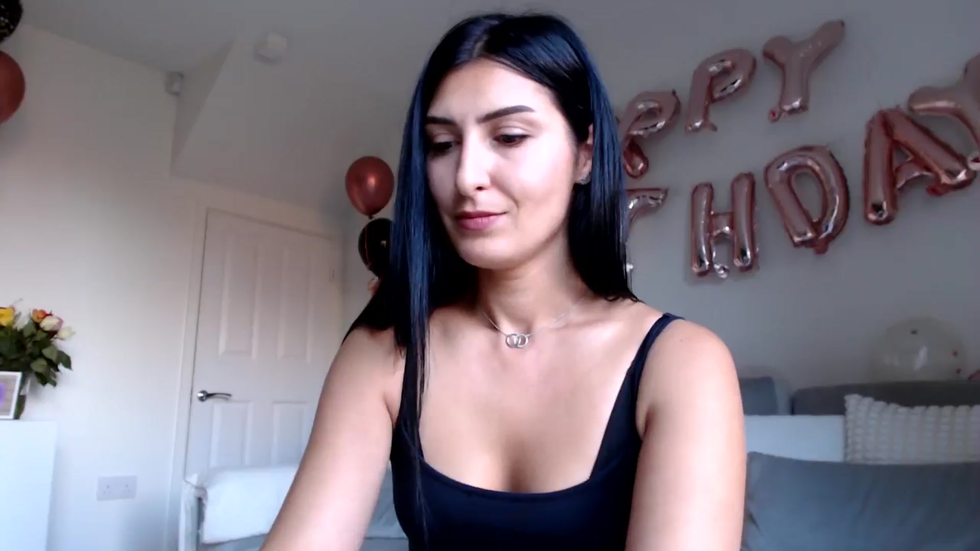 Gallery image thumbnail from LavIson's myfreecams stream on, 10/17/2024, 12:32 image 7 of 20