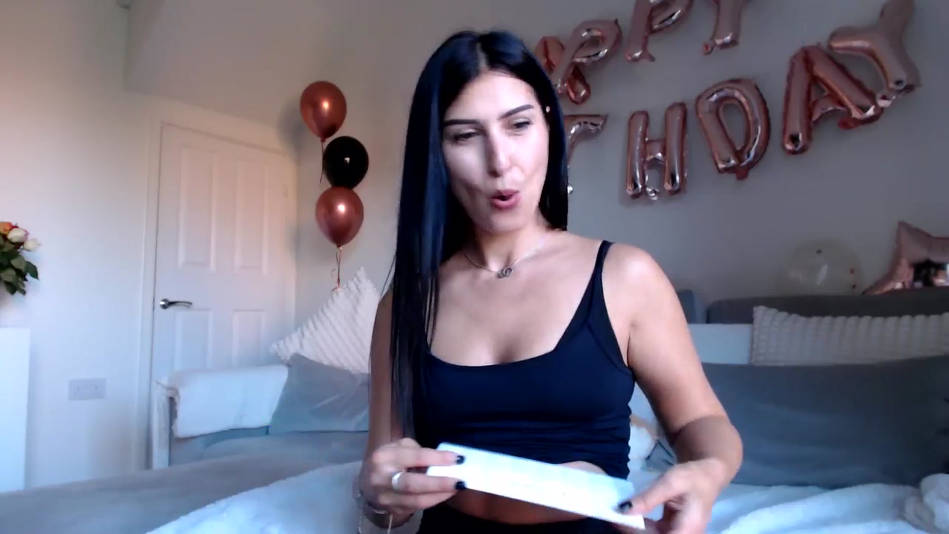 Gallery image thumbnail from LavIson's myfreecams stream on, 10/17/2024, 12:32 image 15 of 20