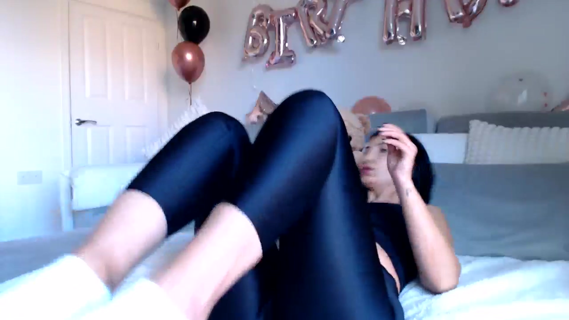 Gallery image thumbnail from LavIson's myfreecams stream on, 10/17/2024, 12:32 image 12 of 20