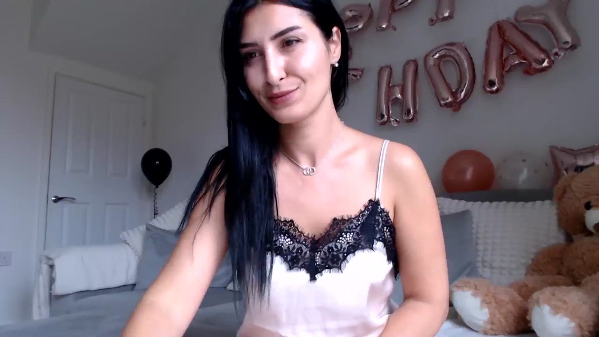 Gallery image thumbnail from LavIson's myfreecams stream on, 10/18/2024, 10:16 image 2 of 20