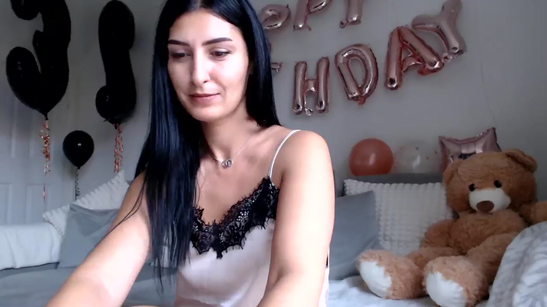 Gallery image thumbnail from LavIson's myfreecams stream on, 10/18/2024, 10:16 image 12 of 20