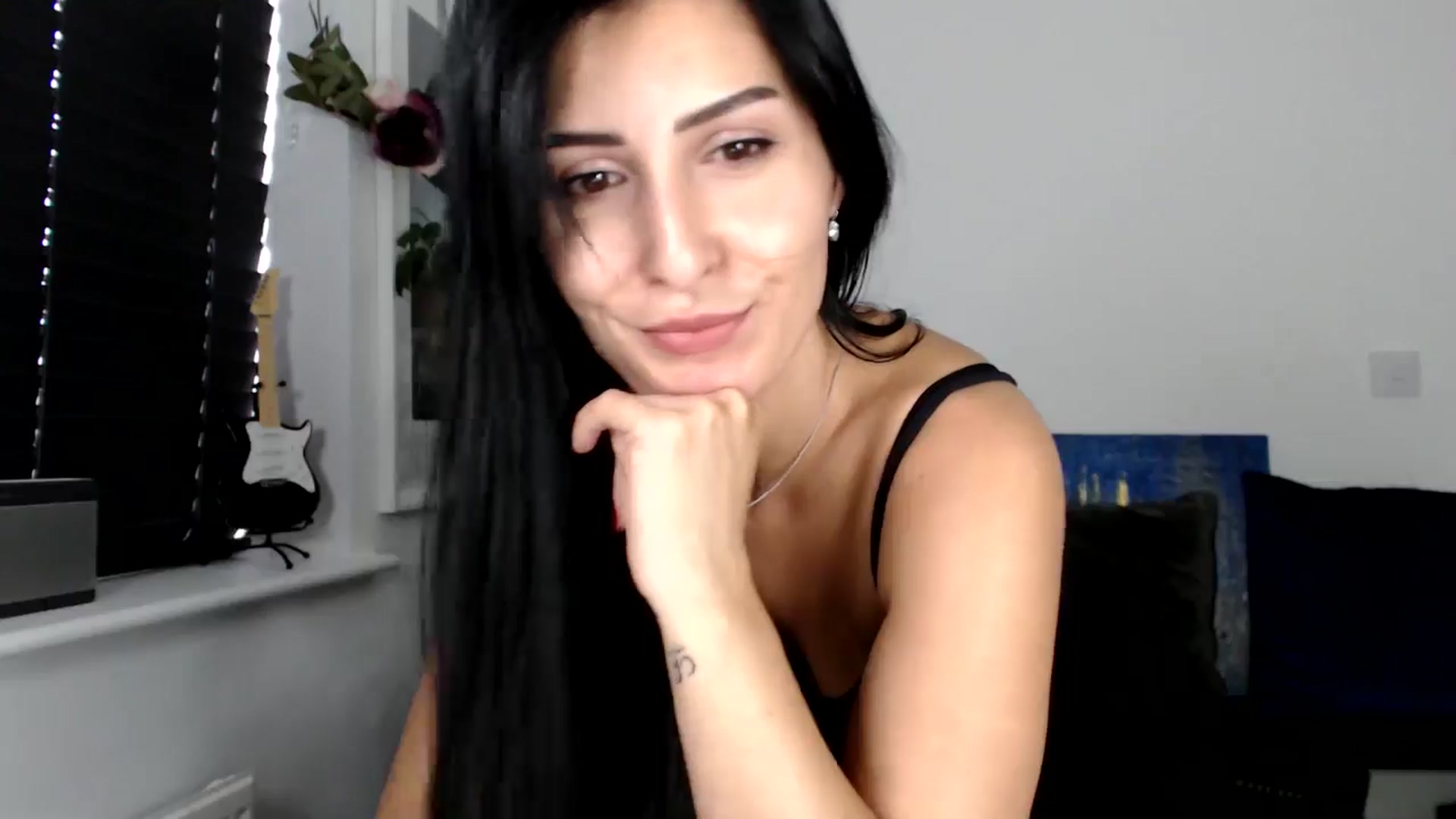 Gallery image thumbnail from LavIson's myfreecams stream on, 11/04/2024, 12:31 image 5 of 20