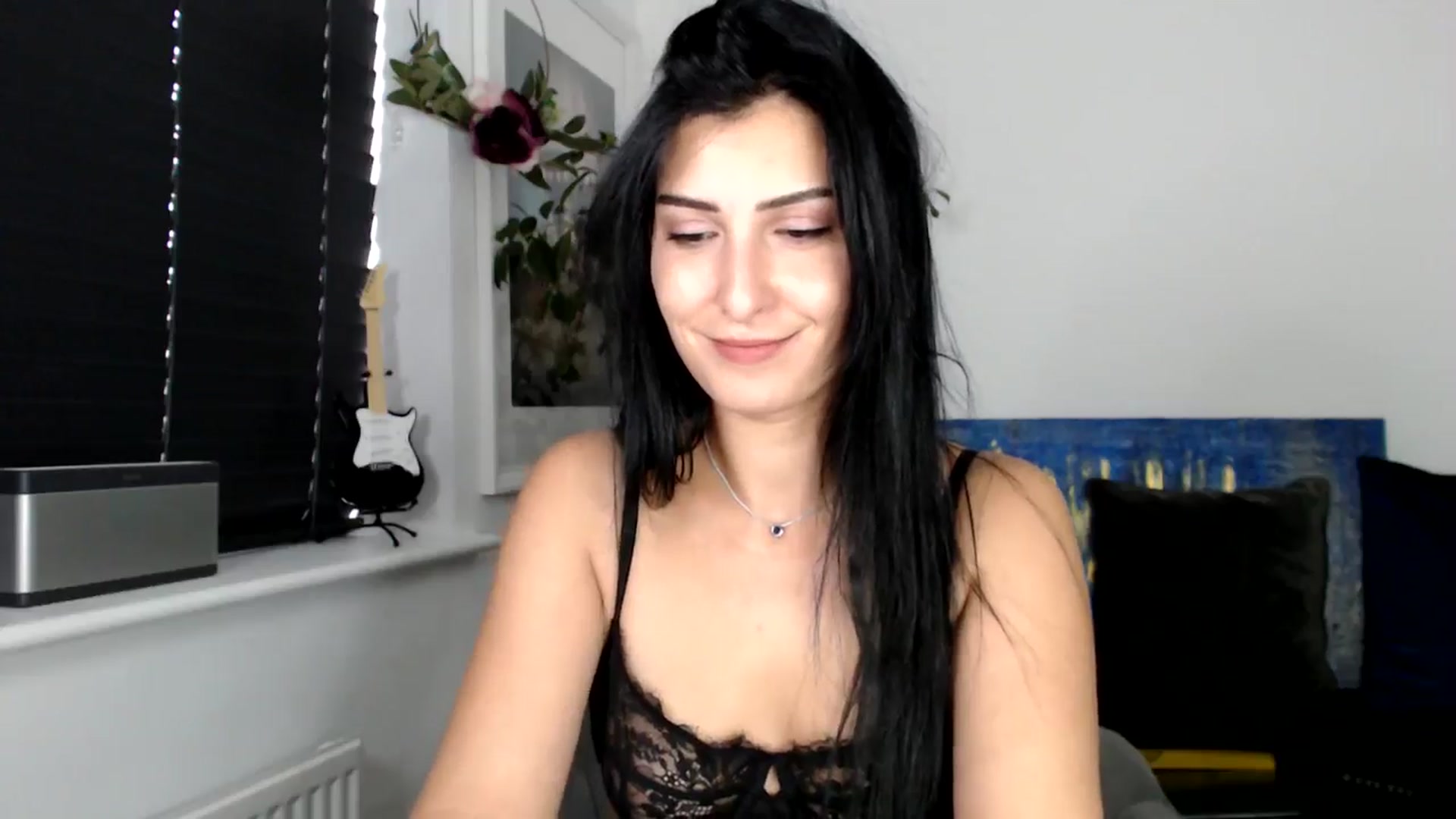 Gallery image thumbnail from LavIson's myfreecams stream on, 11/04/2024, 12:31 image 18 of 20