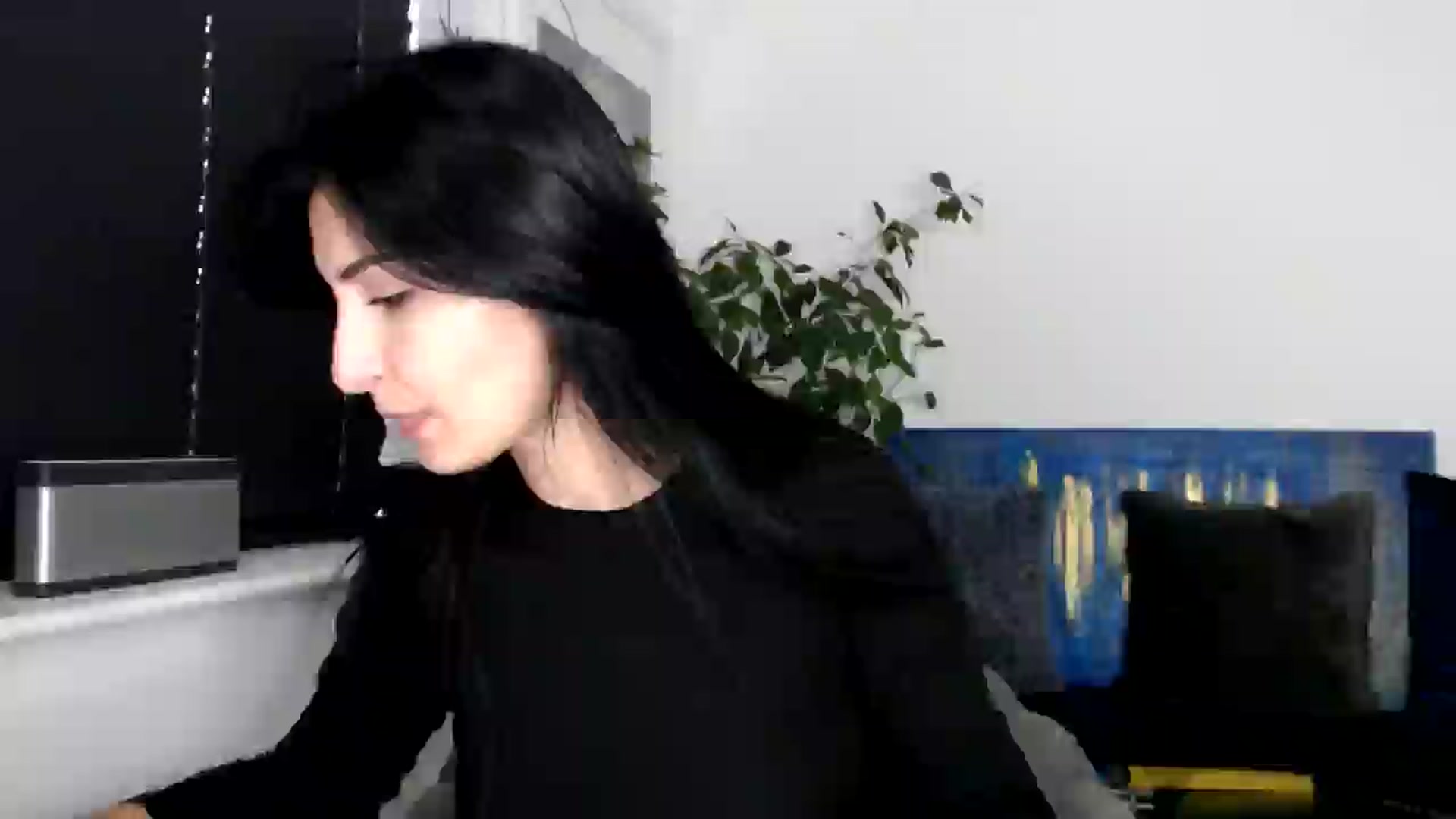 Gallery image thumbnail from LavIson's myfreecams stream on, 11/04/2024, 15:45 image 13 of 20