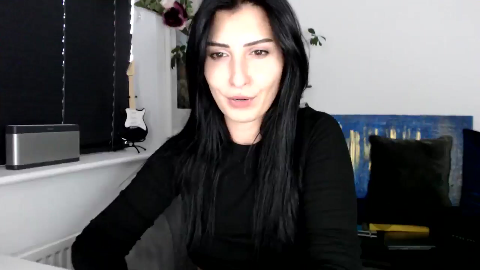 Gallery image thumbnail from LavIson's myfreecams stream on, 11/04/2024, 15:45 image 5 of 20