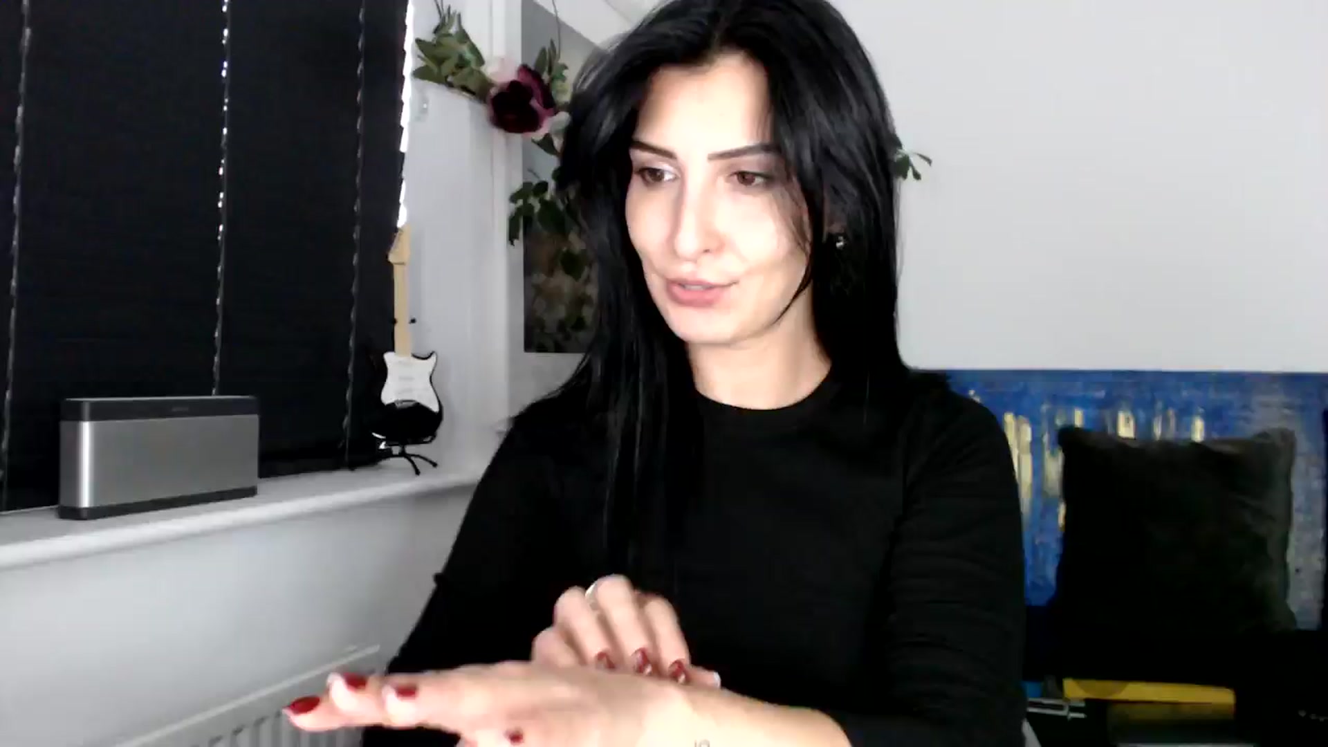 Gallery image thumbnail from LavIson's myfreecams stream on, 11/04/2024, 15:45 image 18 of 20