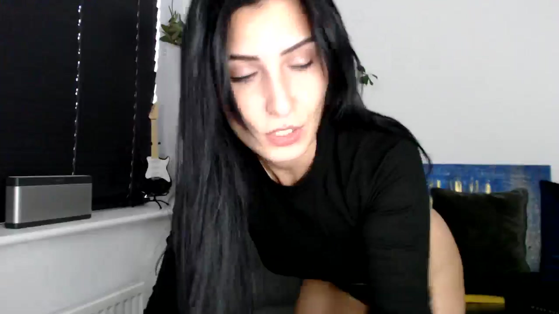 Gallery image thumbnail from LavIson's myfreecams stream on, 11/04/2024, 15:45 image 12 of 20