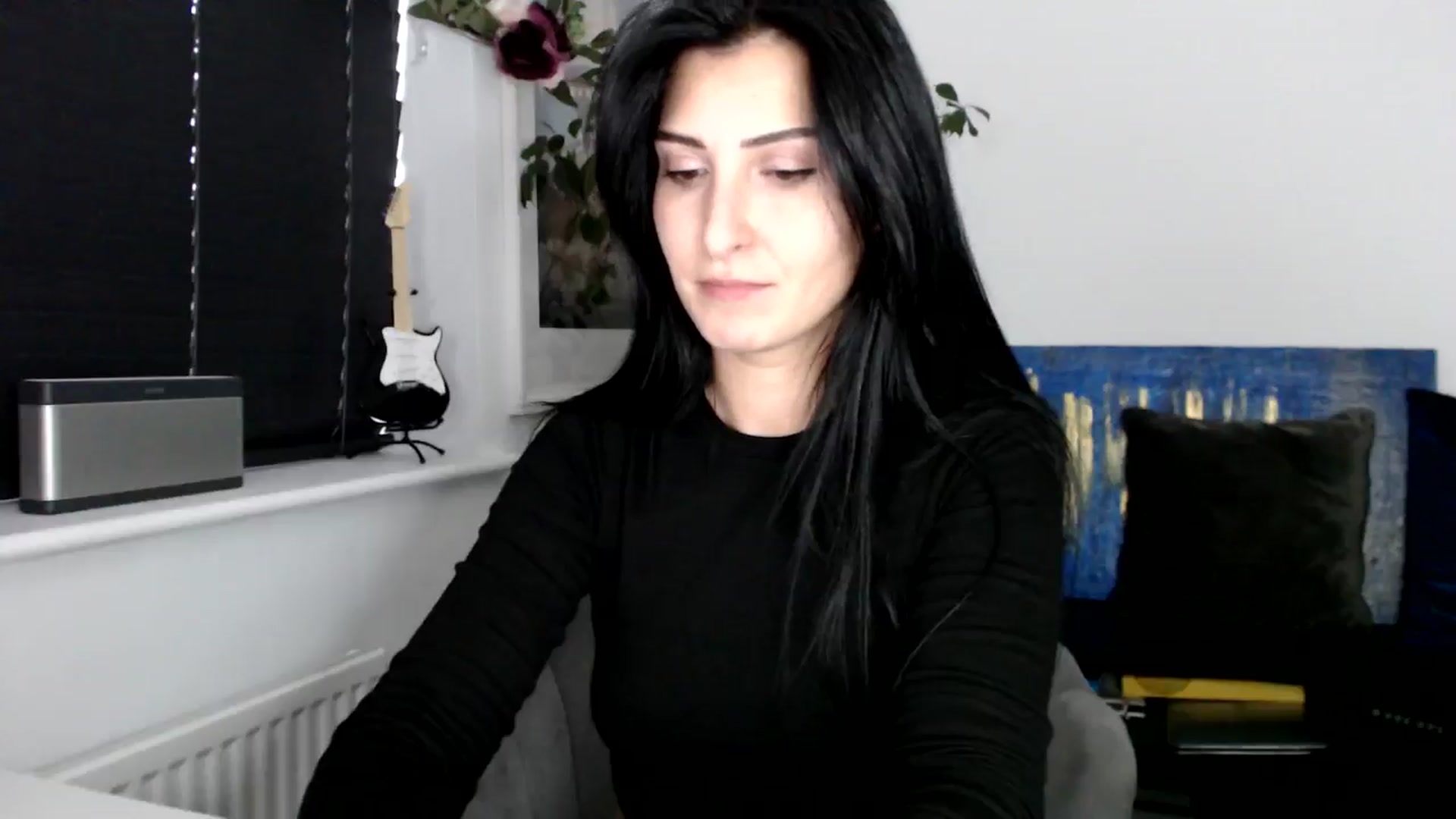 Gallery image thumbnail from LavIson's myfreecams stream on, 11/04/2024, 15:45 image 14 of 20