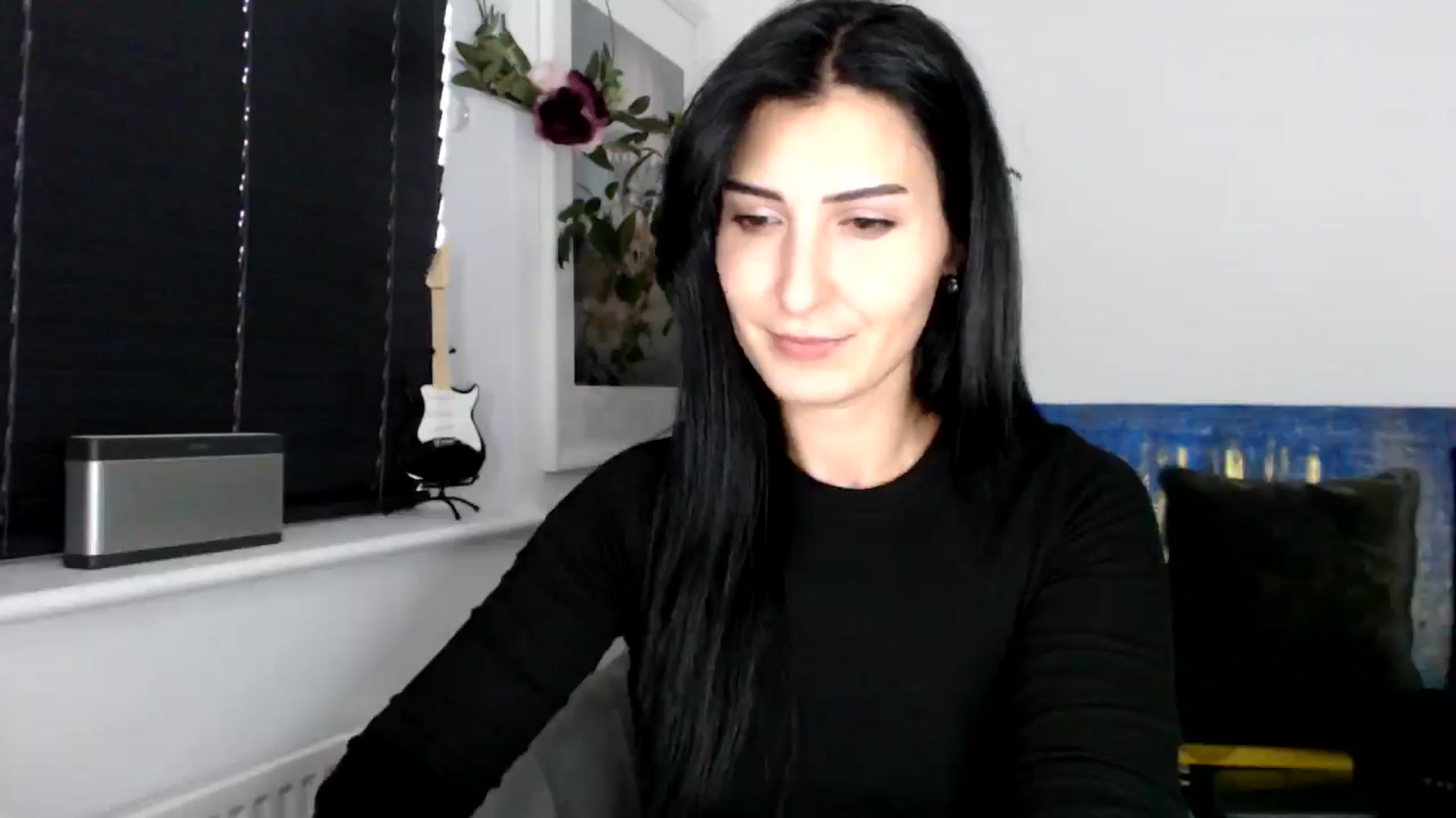 Gallery image thumbnail from LavIson's myfreecams stream on, 11/04/2024, 15:57 image 14 of 20