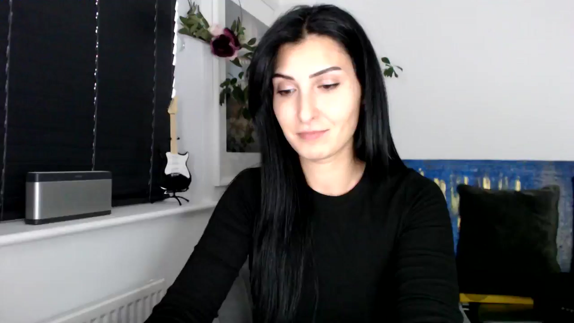Gallery image thumbnail from LavIson's myfreecams stream on, 11/04/2024, 15:57 image 15 of 20