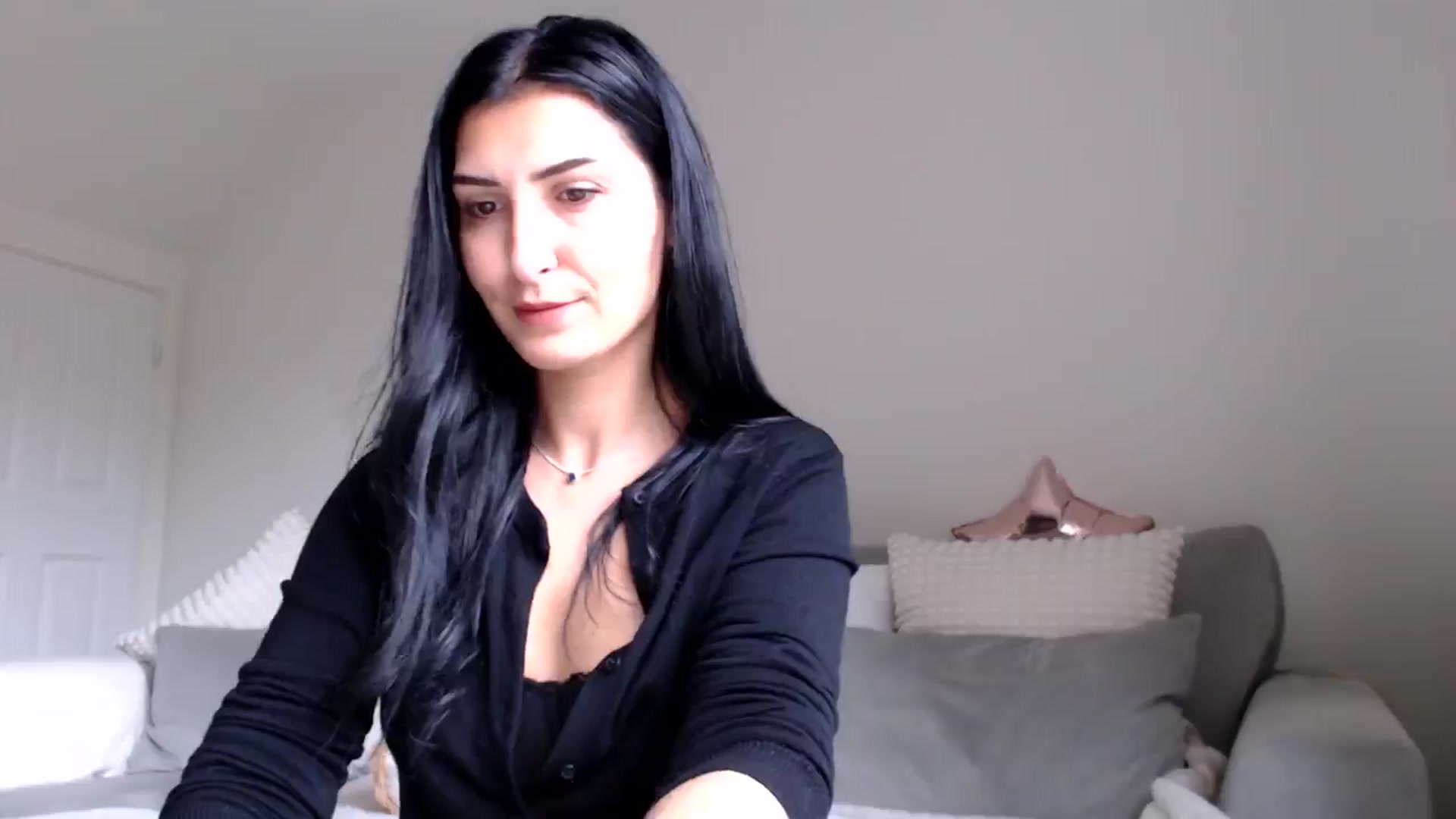 Gallery image thumbnail from LavIson's myfreecams stream on, 11/07/2024, 11:51 image 14 of 20