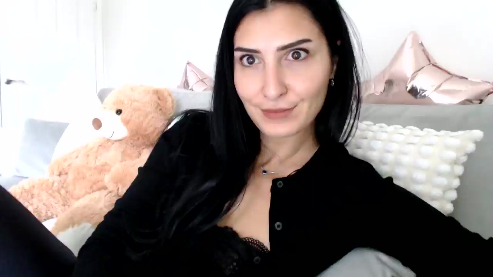 Gallery image thumbnail from LavIson's myfreecams stream on, 11/07/2024, 11:51 image 20 of 20