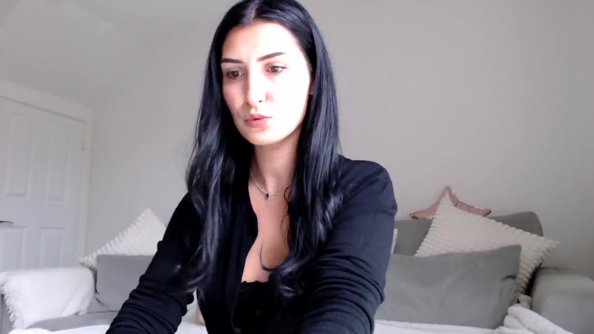 Gallery image thumbnail from LavIson's myfreecams stream on, 11/07/2024, 11:51 image 3 of 20
