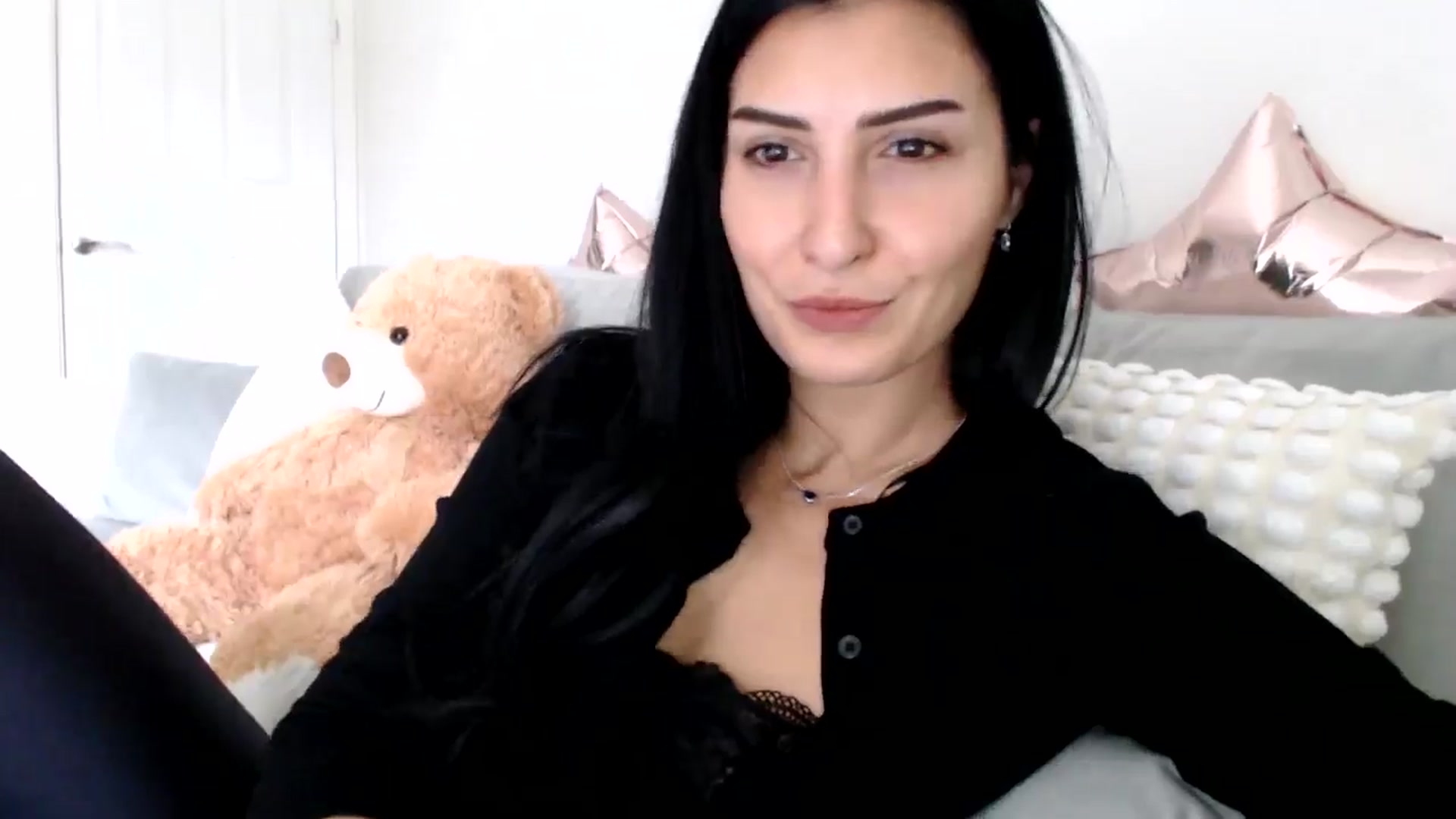 Gallery image thumbnail from LavIson's myfreecams stream on, 11/07/2024, 11:51 image 19 of 20
