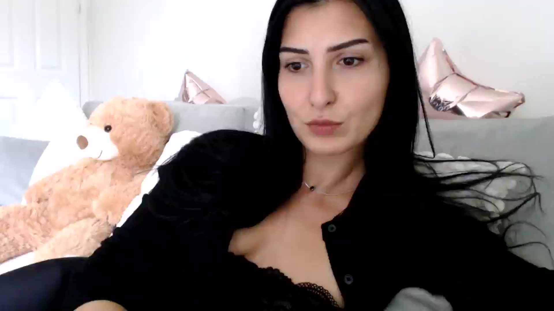 Gallery image thumbnail from LavIson's myfreecams stream on, 11/07/2024, 12:11 image 18 of 20