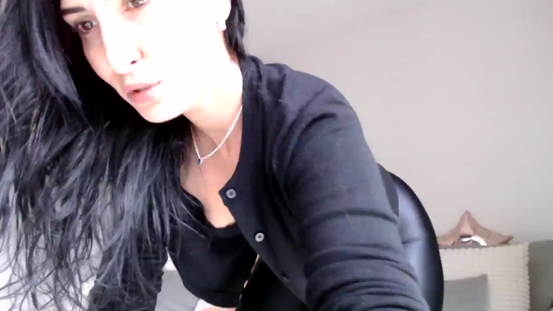 Gallery image thumbnail from LavIson's myfreecams stream on, 11/07/2024, 14:06 image 9 of 20