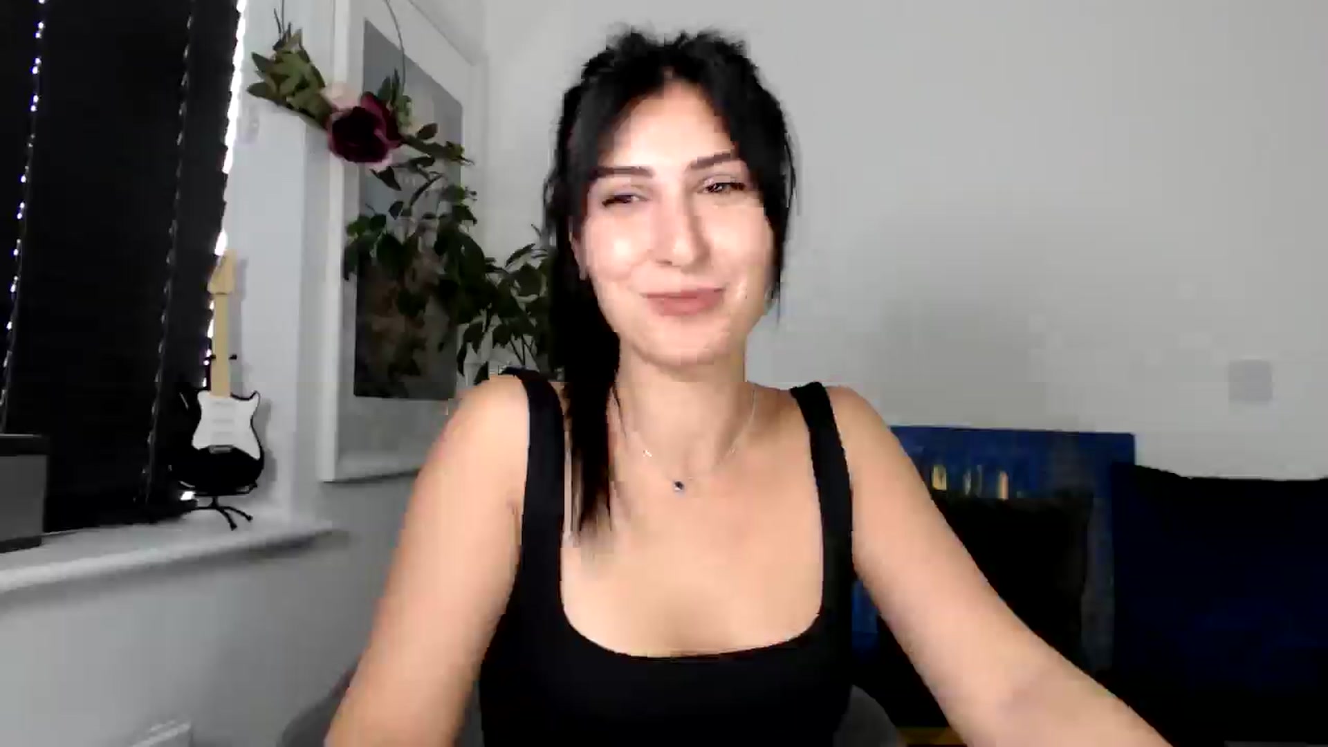 Gallery image thumbnail from LavIson's myfreecams stream on, 11/08/2024, 10:37 image 20 of 20