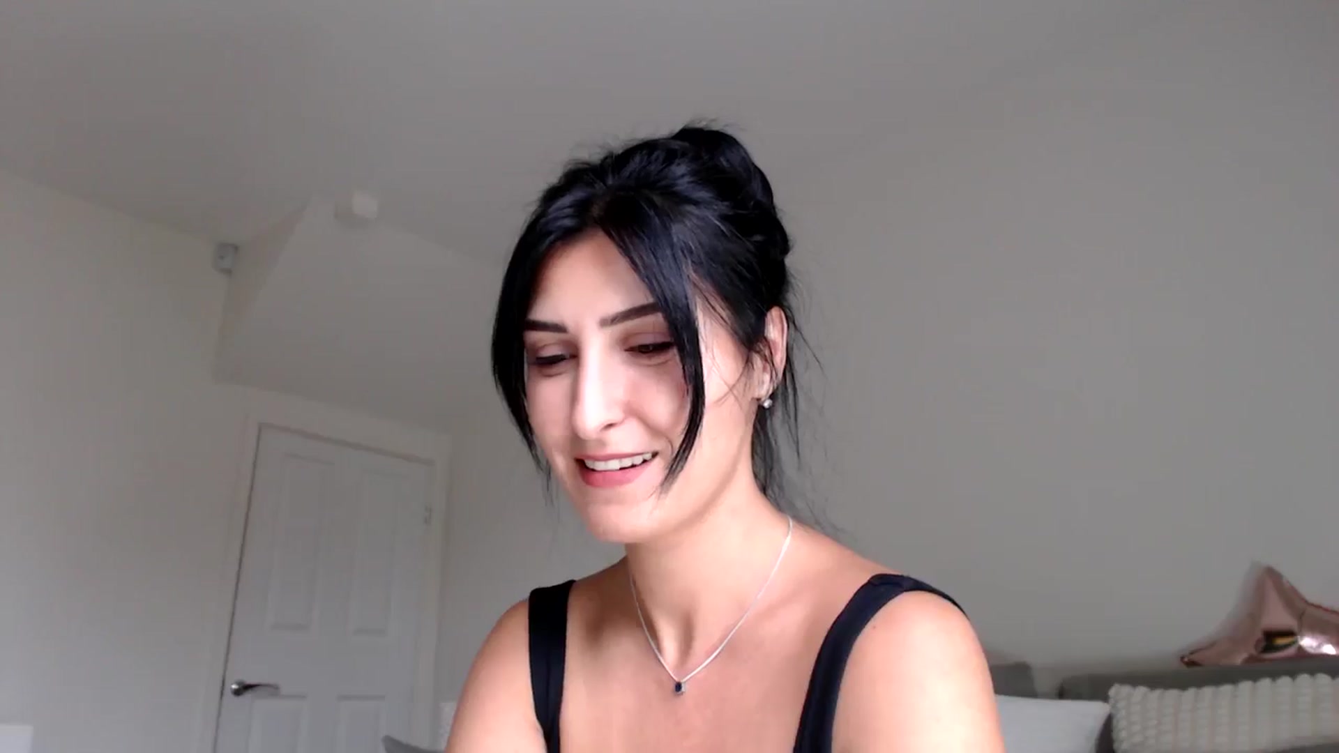 Gallery image thumbnail from LavIson's myfreecams stream on, 11/08/2024, 12:41 image 13 of 20