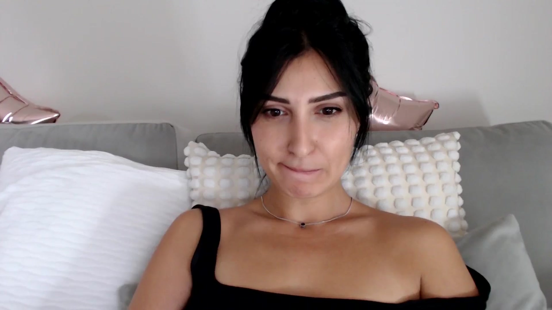 Gallery image thumbnail from LavIson's myfreecams stream on, 11/08/2024, 12:56 image 8 of 20