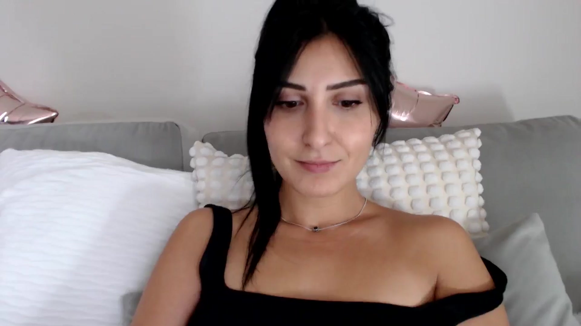 Gallery image thumbnail from LavIson's myfreecams stream on, 11/08/2024, 12:56 image 5 of 20
