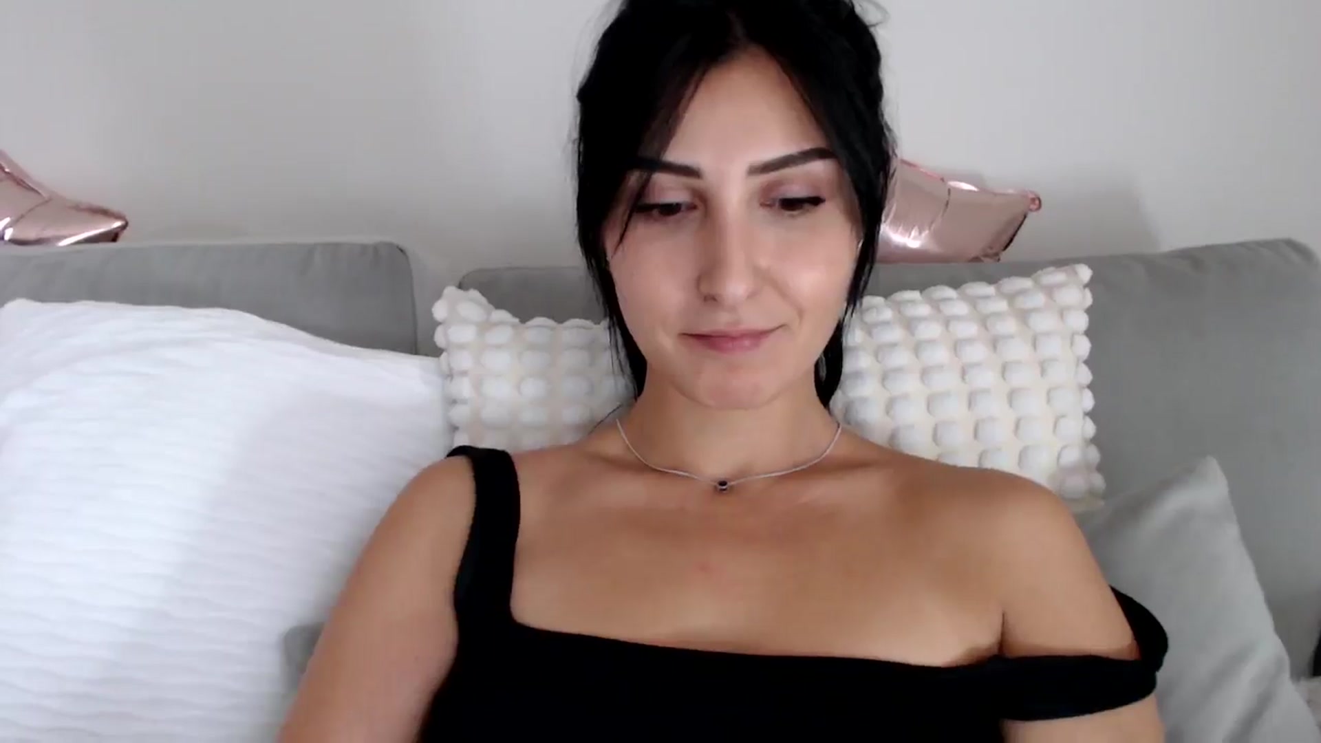 Gallery image thumbnail from LavIson's myfreecams stream on, 11/08/2024, 12:56 image 14 of 20