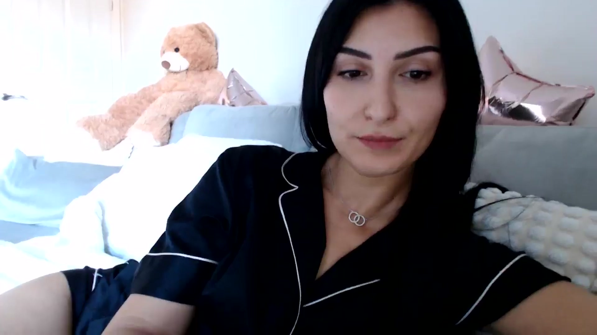 Gallery image thumbnail from LavIson's myfreecams stream on, 11/11/2024, 12:35 image 19 of 20