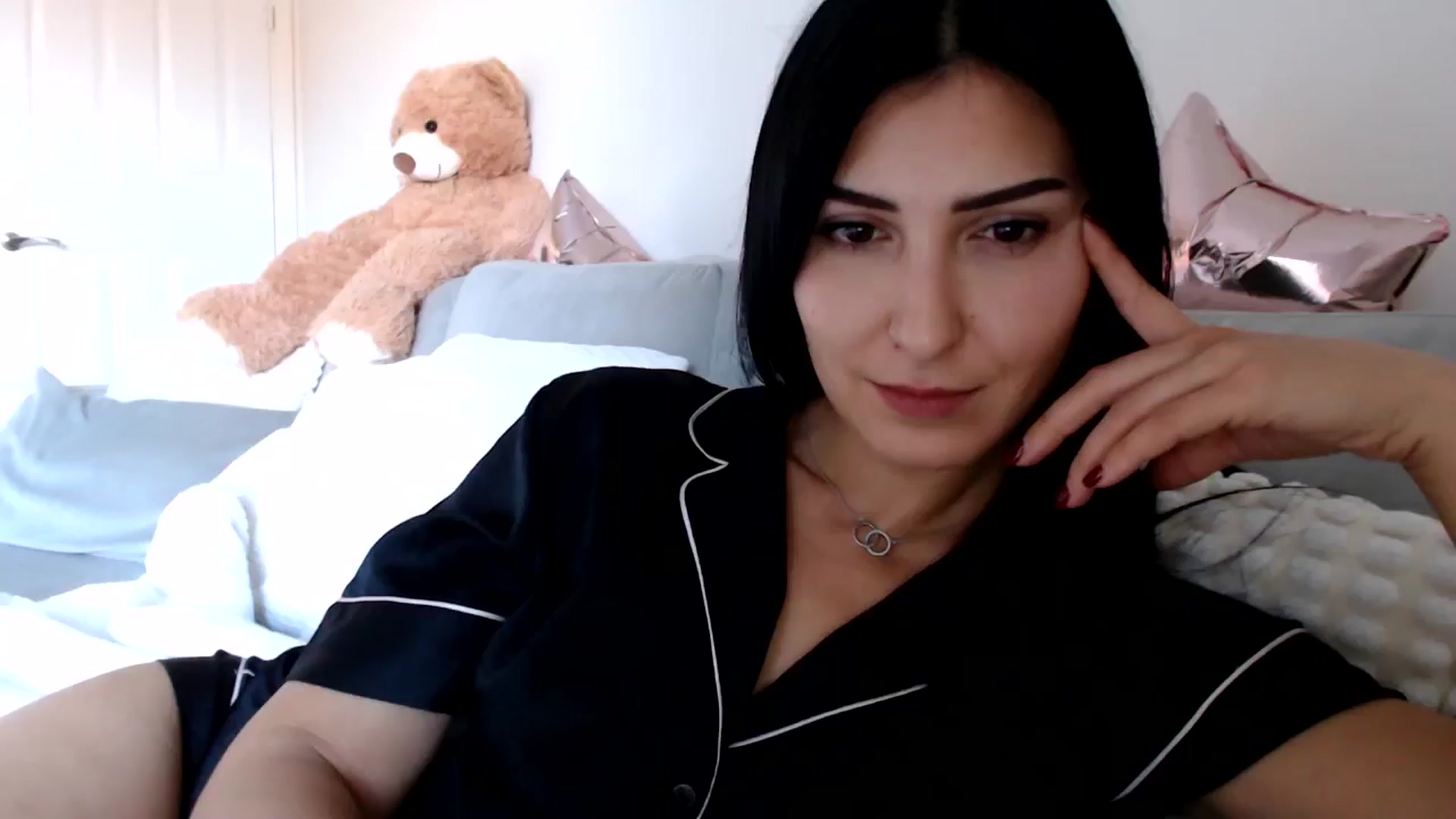 Gallery image thumbnail from LavIson's myfreecams stream on, 11/11/2024, 12:35 image 20 of 20