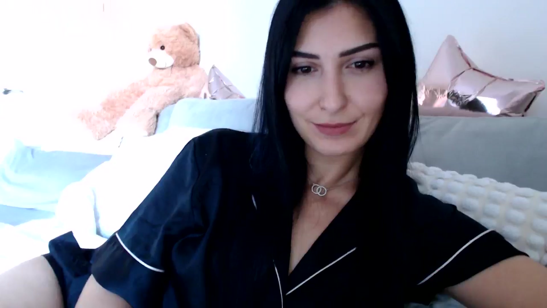 Gallery image thumbnail from LavIson's myfreecams stream on, 11/11/2024, 12:35 image 15 of 20