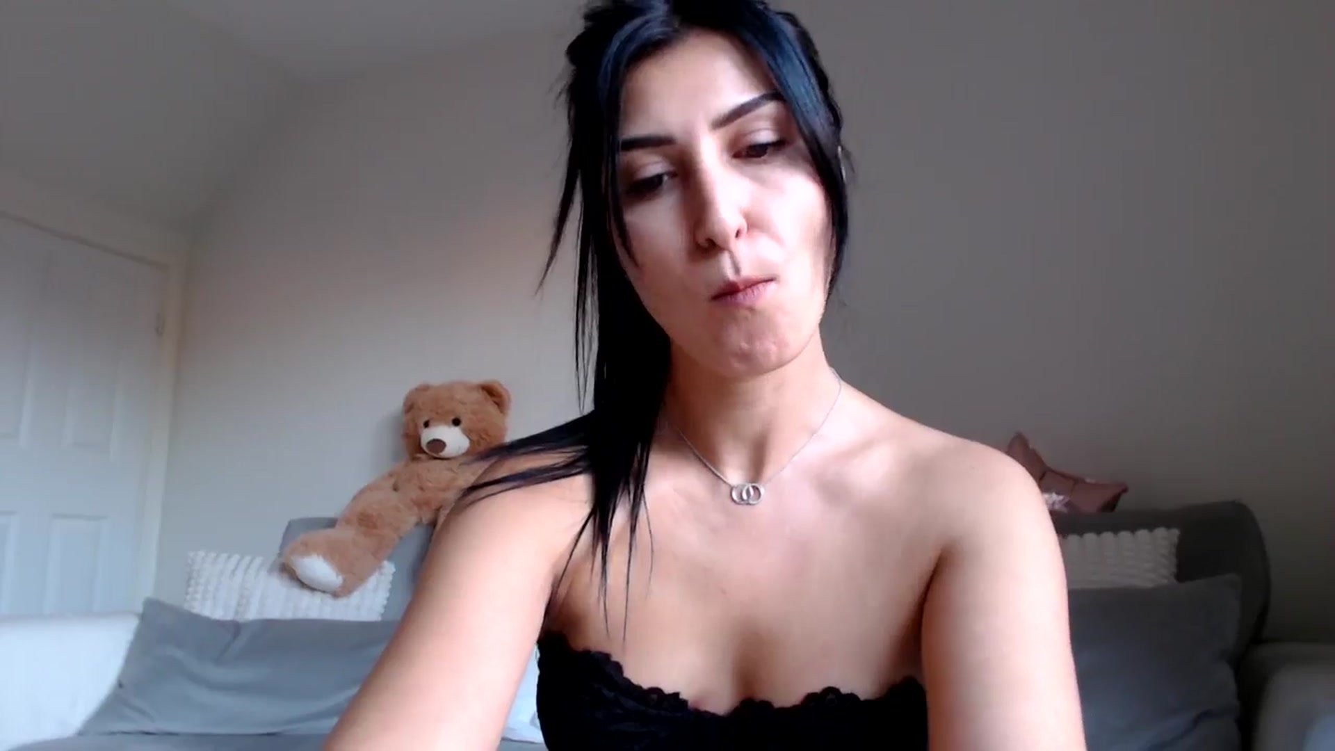 Gallery image thumbnail from LavIson's myfreecams stream on, 11/11/2024, 14:56 image 4 of 20