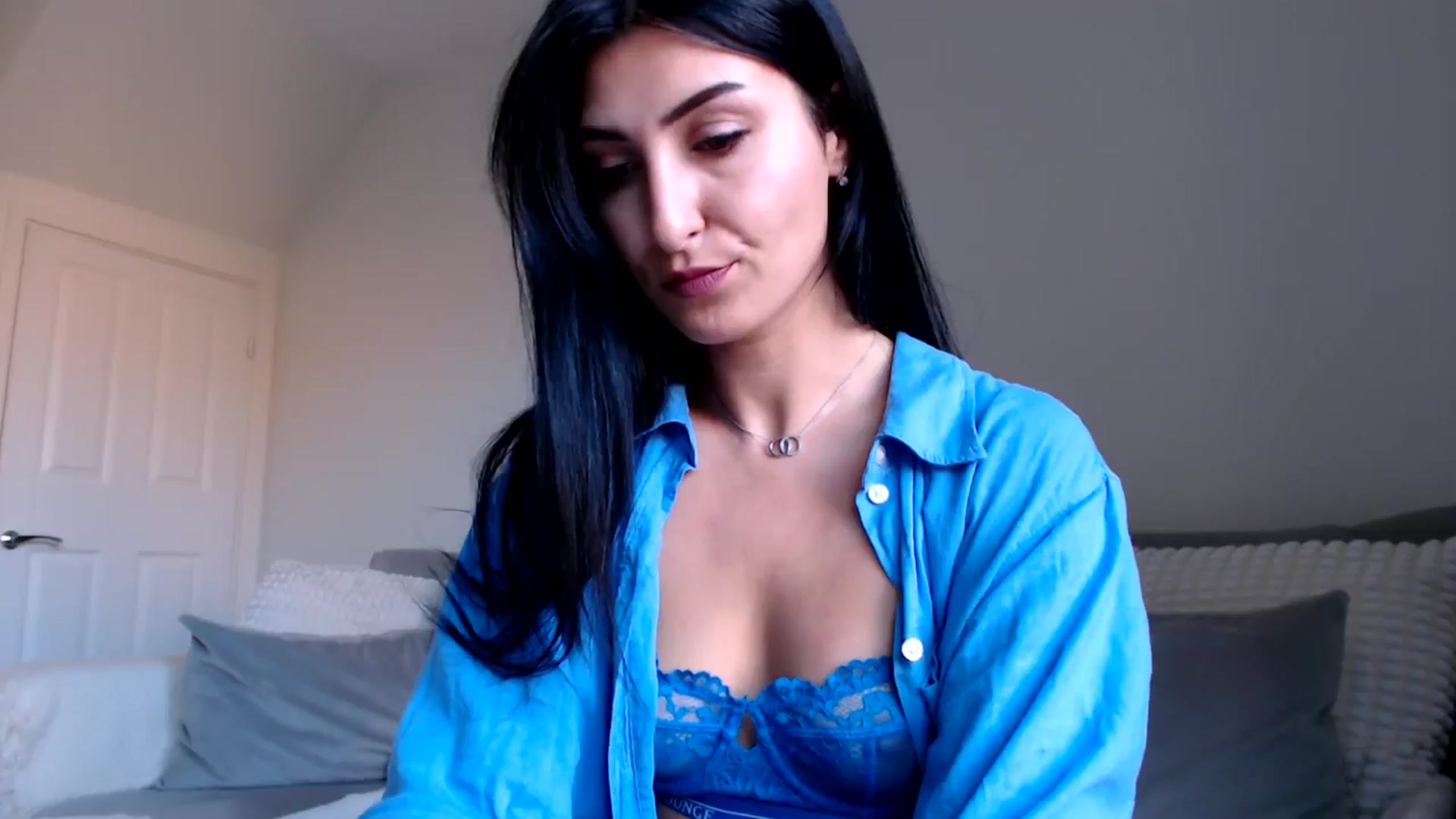 Gallery image thumbnail from LavIson's myfreecams stream on, 11/13/2024, 12:08 image 5 of 20