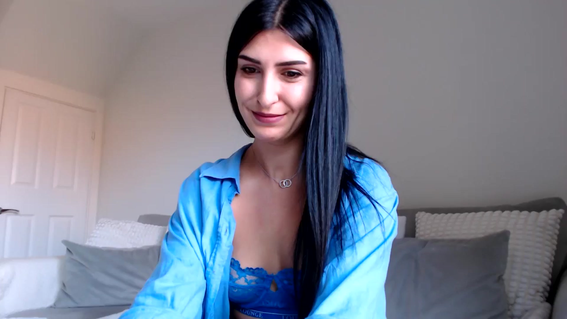 Gallery image thumbnail from LavIson's myfreecams stream on, 11/13/2024, 12:08 image 1 of 20