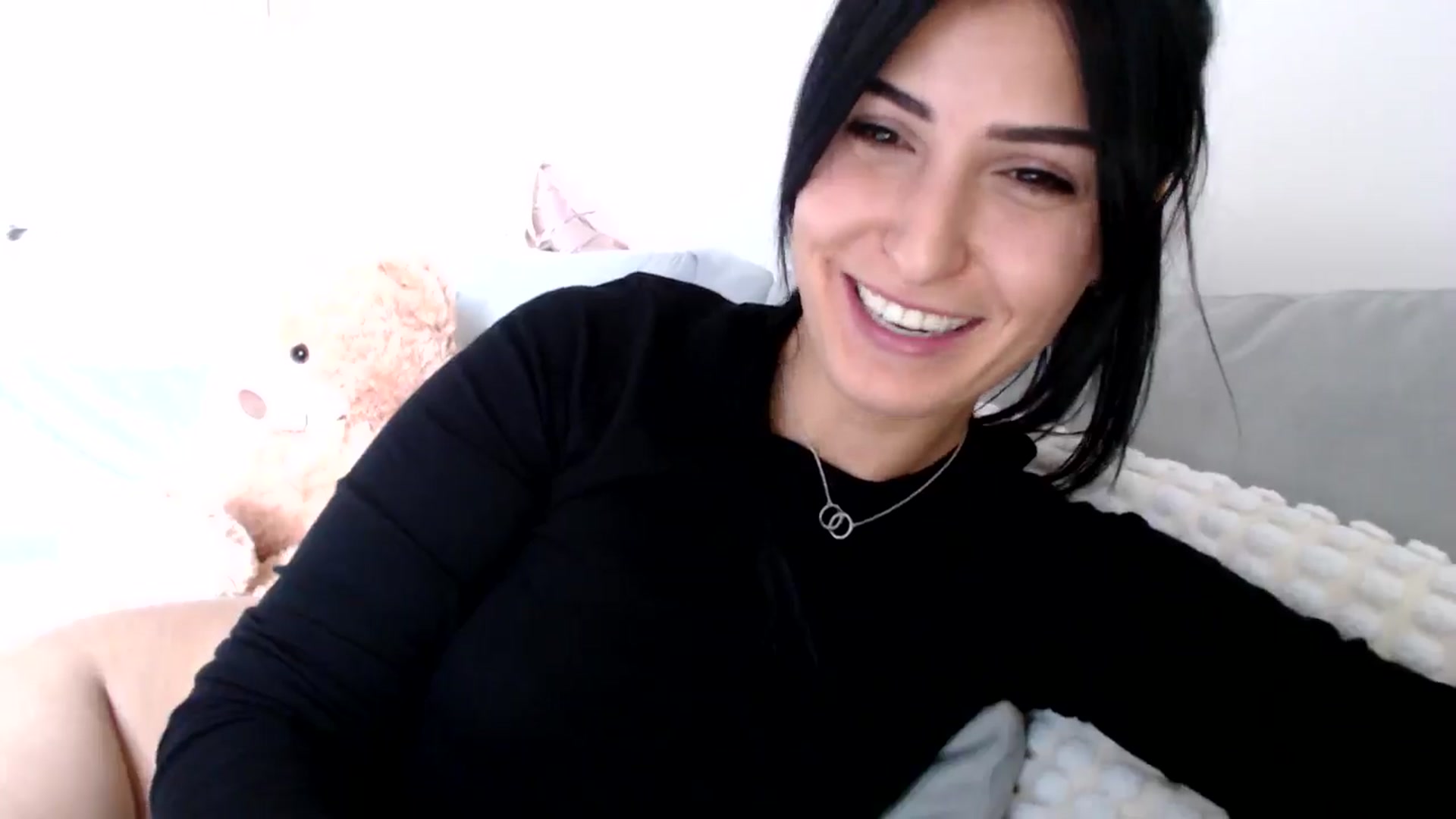 Gallery image thumbnail from LavIson's myfreecams stream on, 11/13/2024, 13:11 image 19 of 20