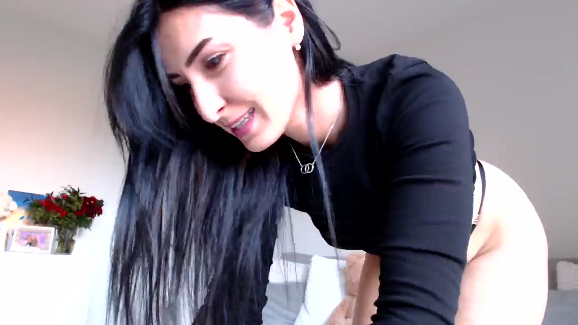Gallery image thumbnail from LavIson's myfreecams stream on, 11/13/2024, 14:48 image 2 of 20