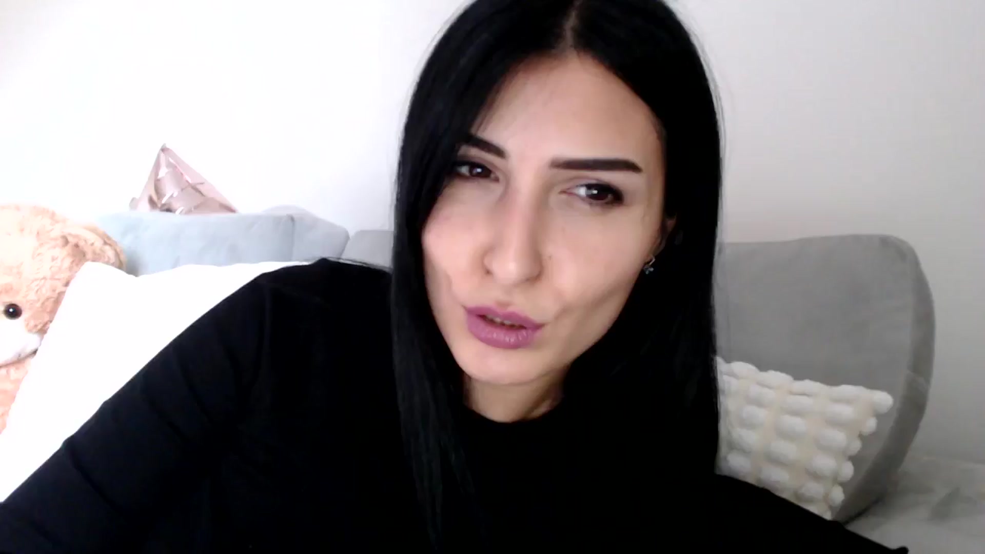 Gallery image thumbnail from LavIson's myfreecams stream on, 11/13/2024, 15:04 image 14 of 20