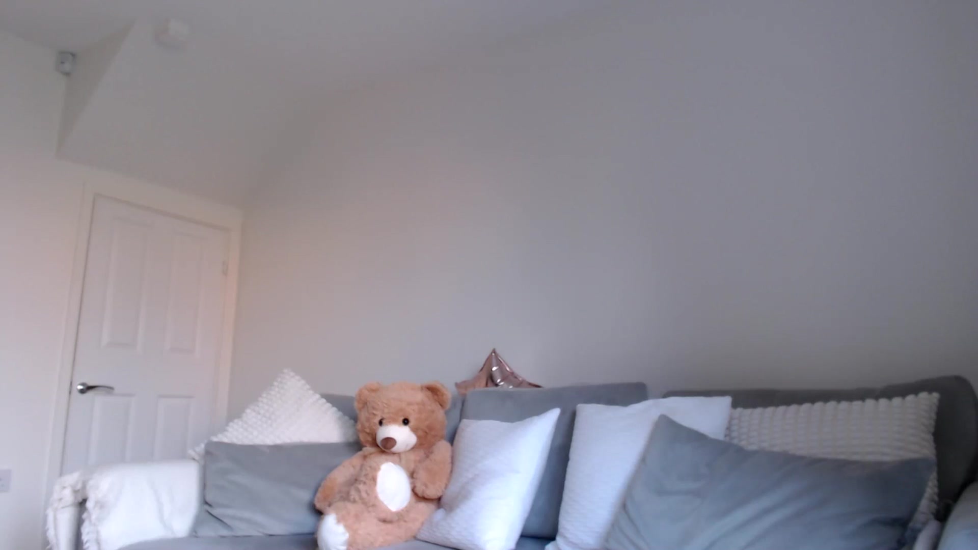 Gallery image thumbnail from LavIson's myfreecams stream on, 11/14/2024, 12:29 image 18 of 20
