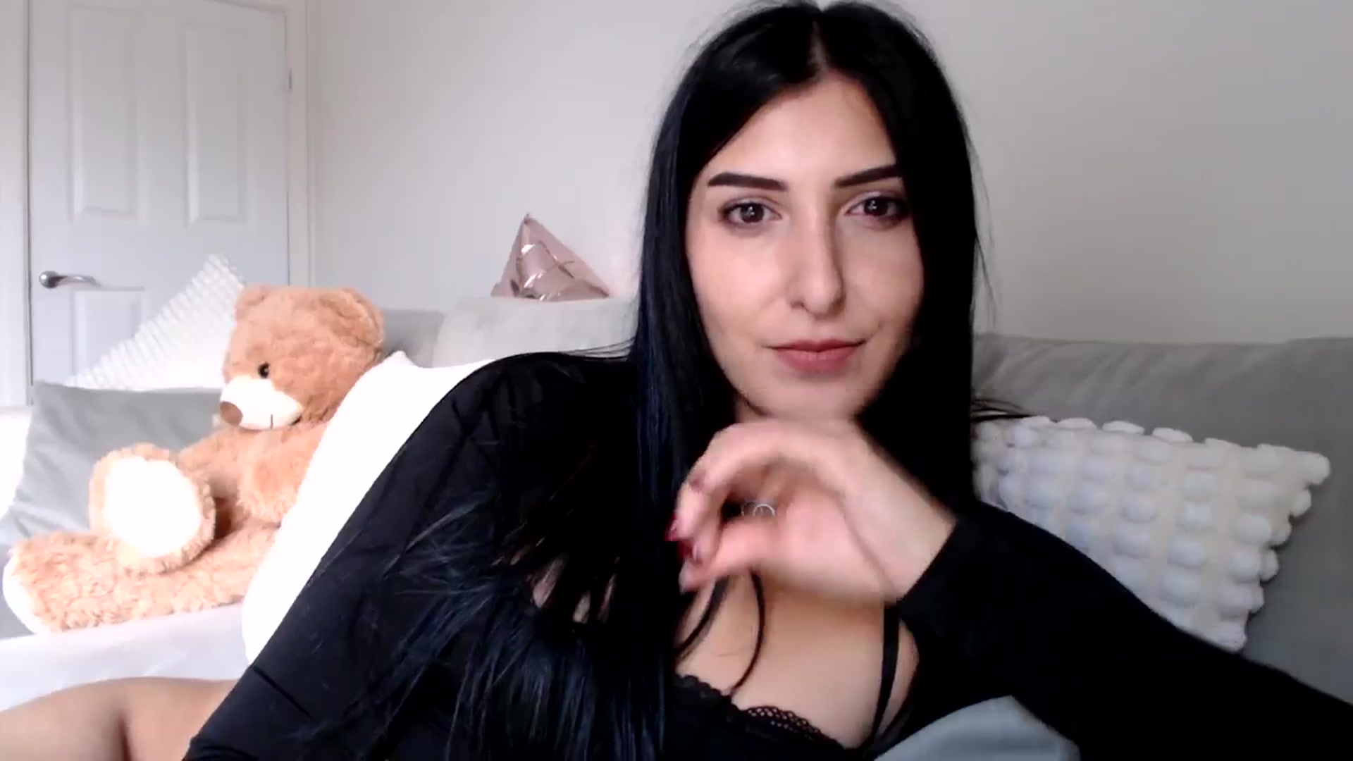 Gallery image thumbnail from LavIson's myfreecams stream on, 11/14/2024, 14:51 image 10 of 20