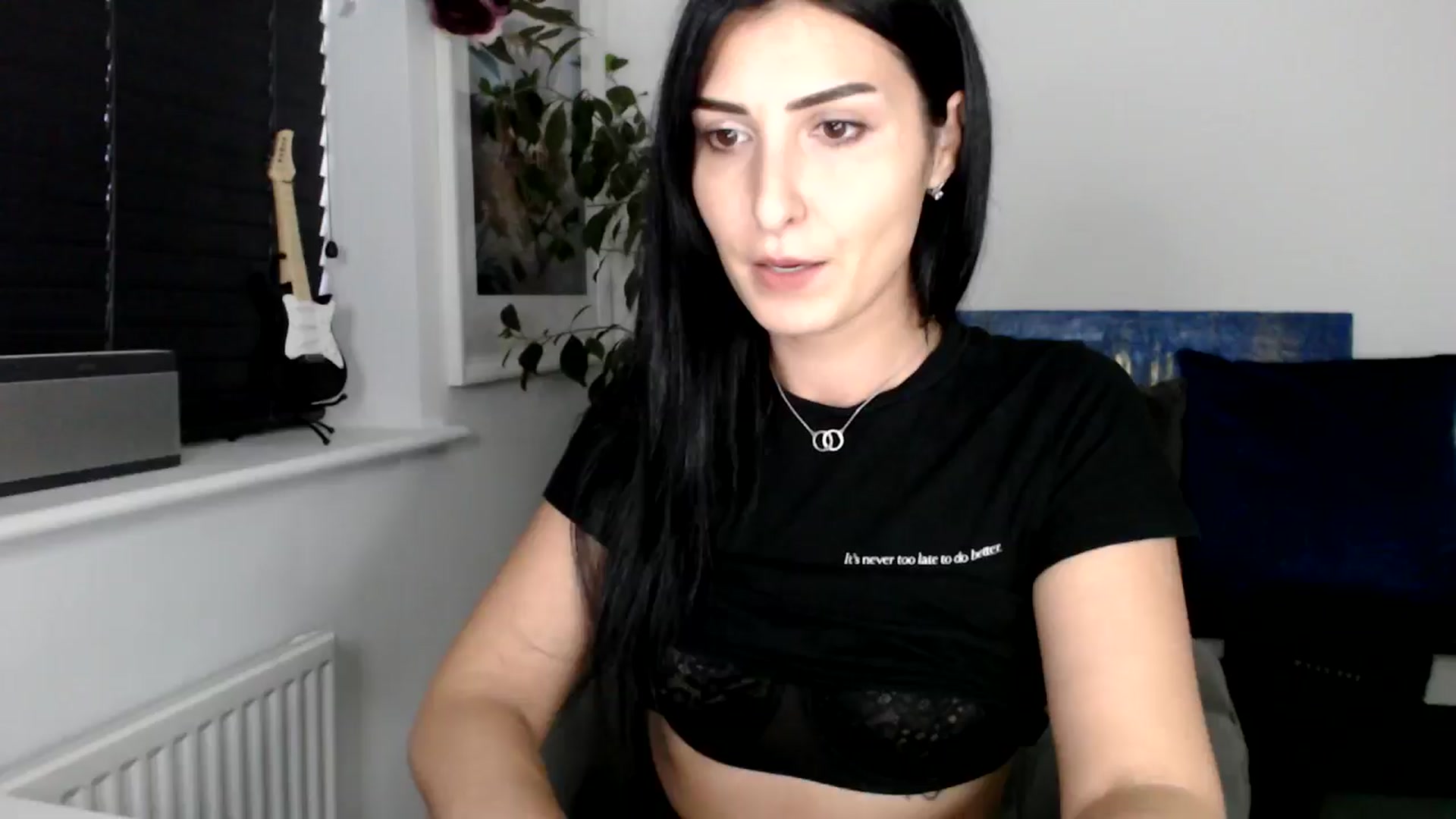 Gallery image thumbnail from LavIson's myfreecams stream on, 11/14/2024, 16:23 image 8 of 20