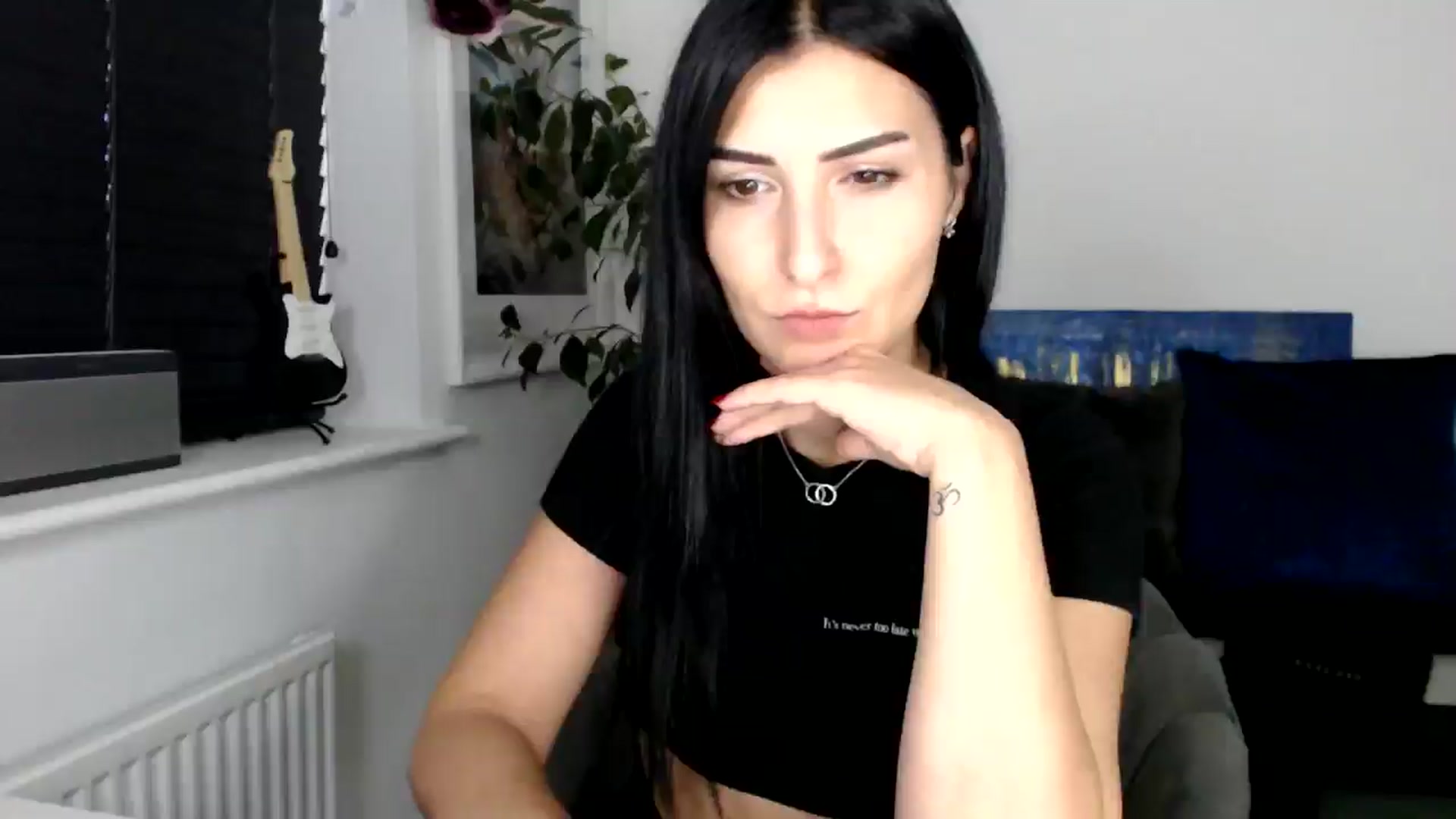 Gallery image thumbnail from LavIson's myfreecams stream on, 11/14/2024, 16:23 image 11 of 20