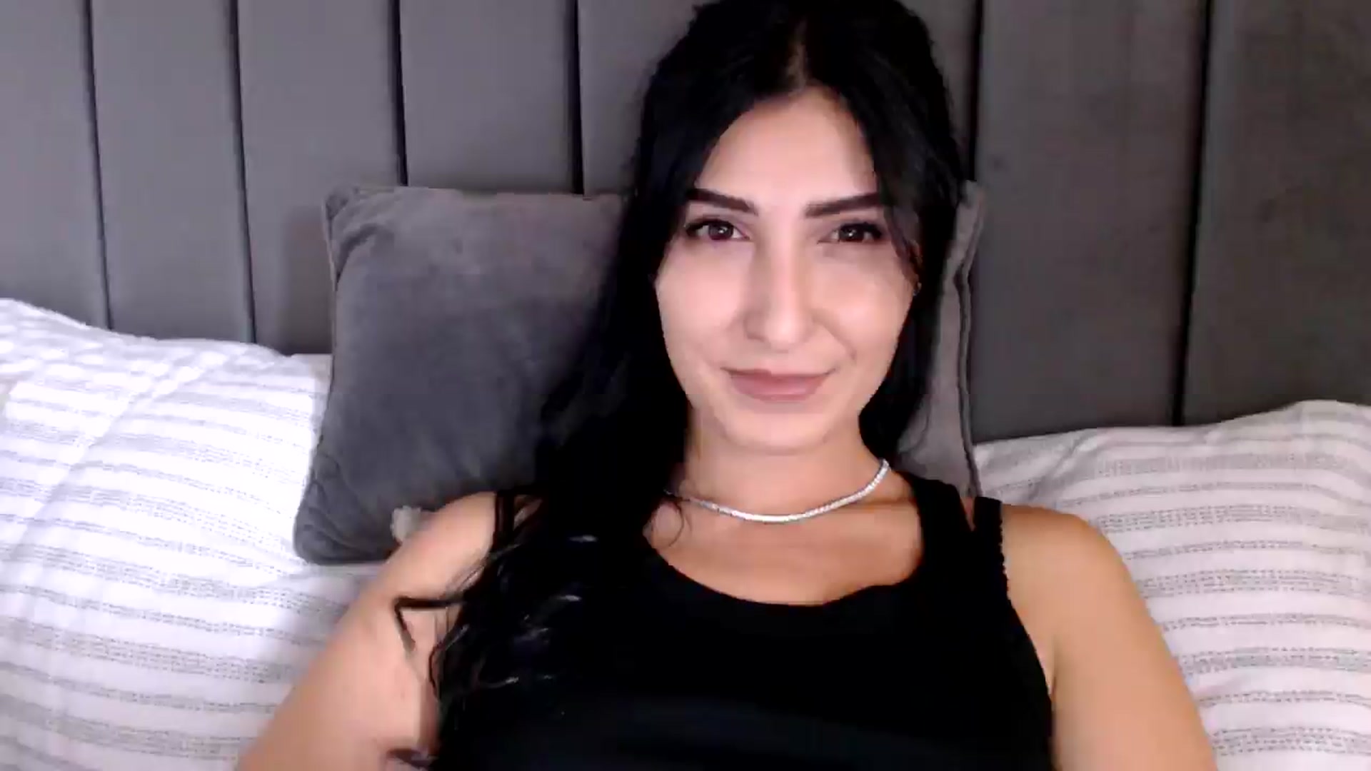 Gallery image thumbnail from LavIson's myfreecams stream on, 11/15/2024, 11:19 image 17 of 20