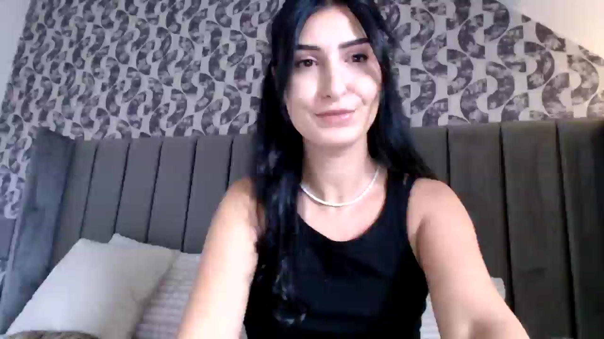 Gallery image thumbnail from LavIson's myfreecams stream on, 11/15/2024, 11:19 image 10 of 20