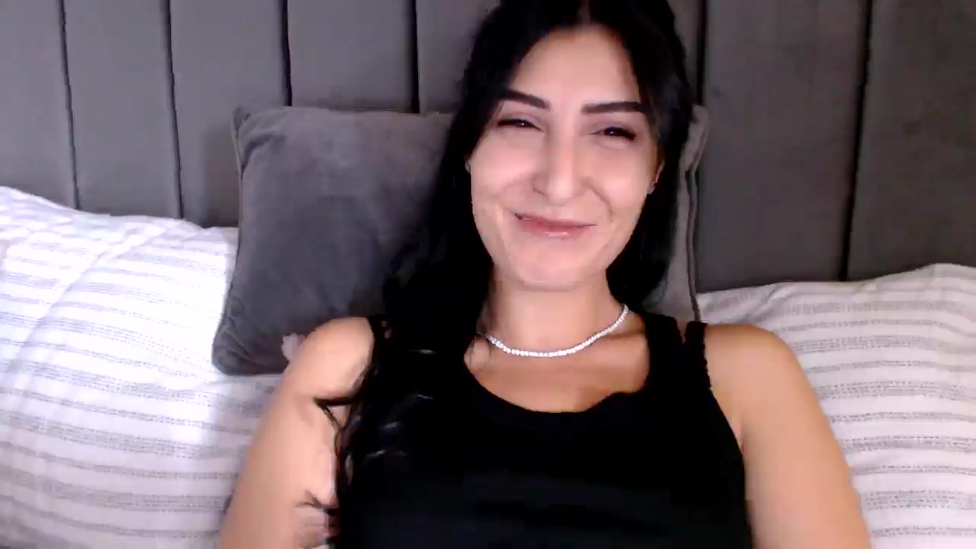 Gallery image thumbnail from LavIson's myfreecams stream on, 11/15/2024, 11:19 image 16 of 20