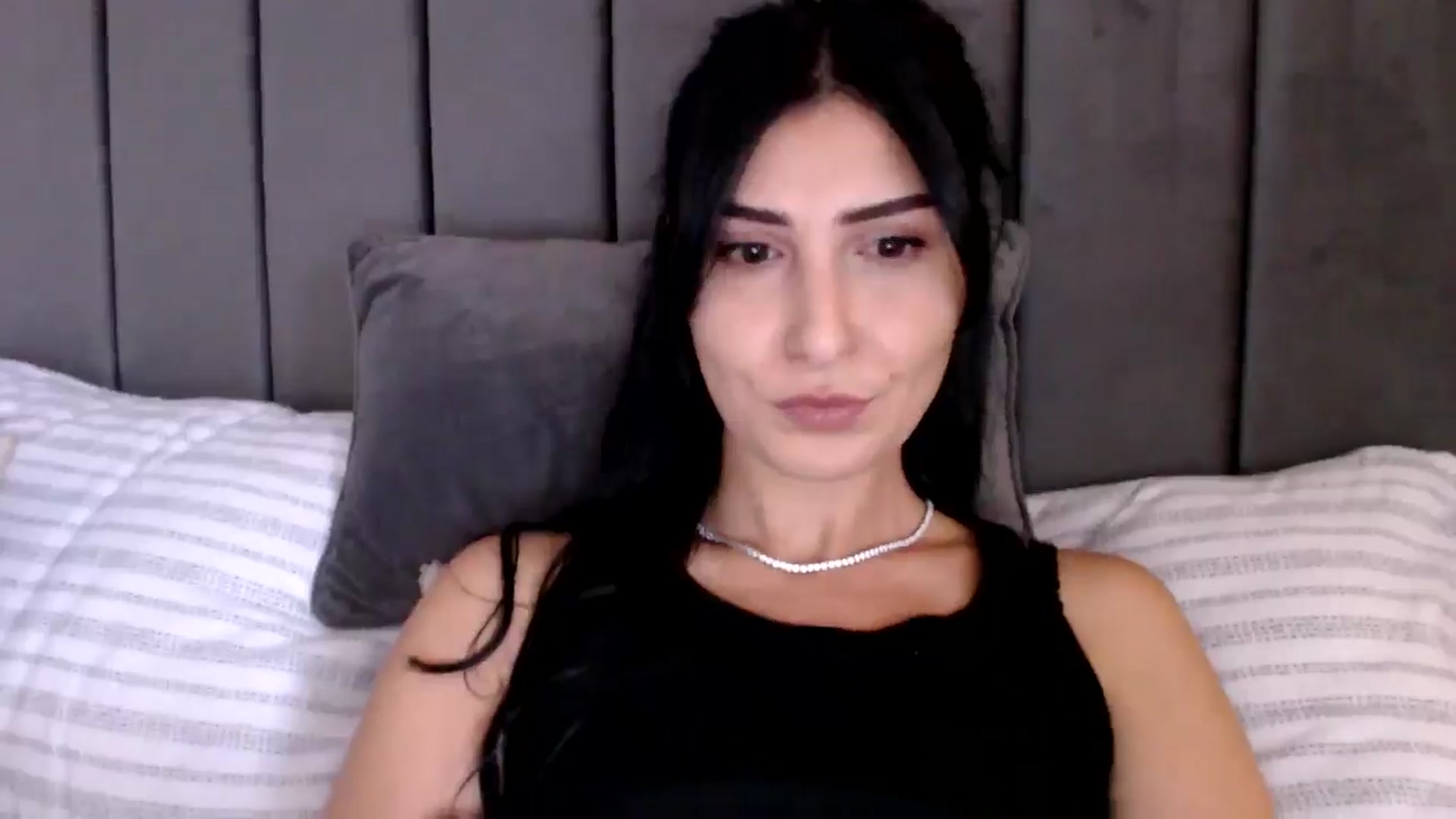 Gallery image thumbnail from LavIson's myfreecams stream on, 11/15/2024, 11:19 image 6 of 20
