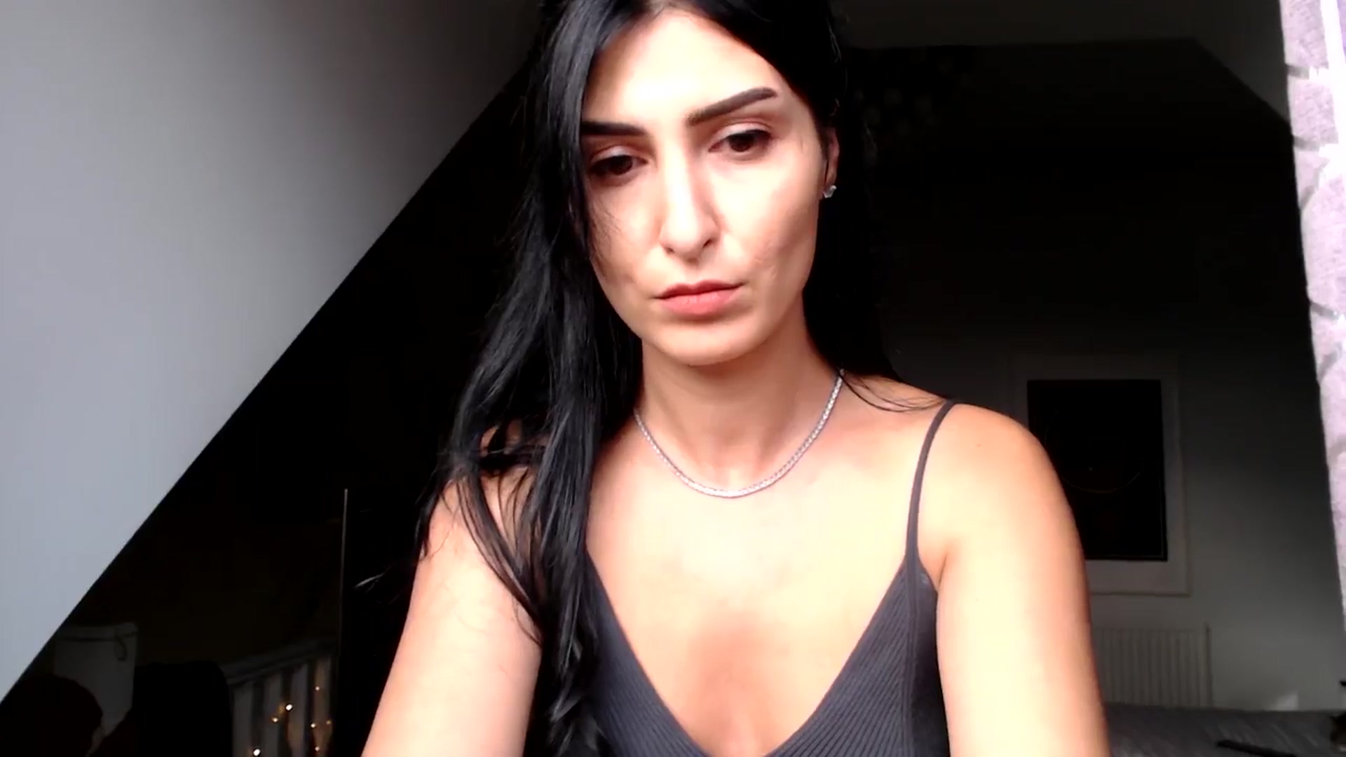 Gallery image thumbnail from LavIson's myfreecams stream on, 11/15/2024, 13:51 image 20 of 20