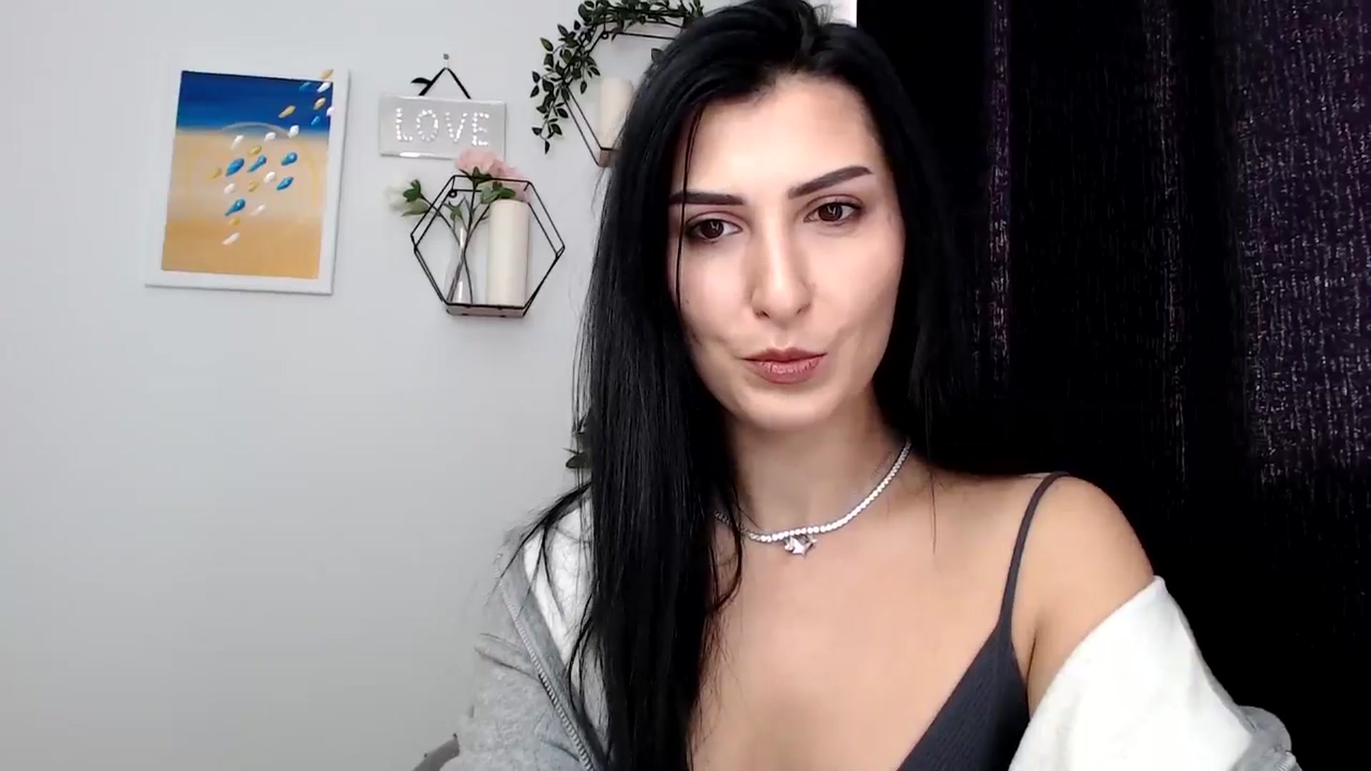 Gallery image thumbnail from LavIson's myfreecams stream on, 11/21/2024, 11:21 image 2 of 20